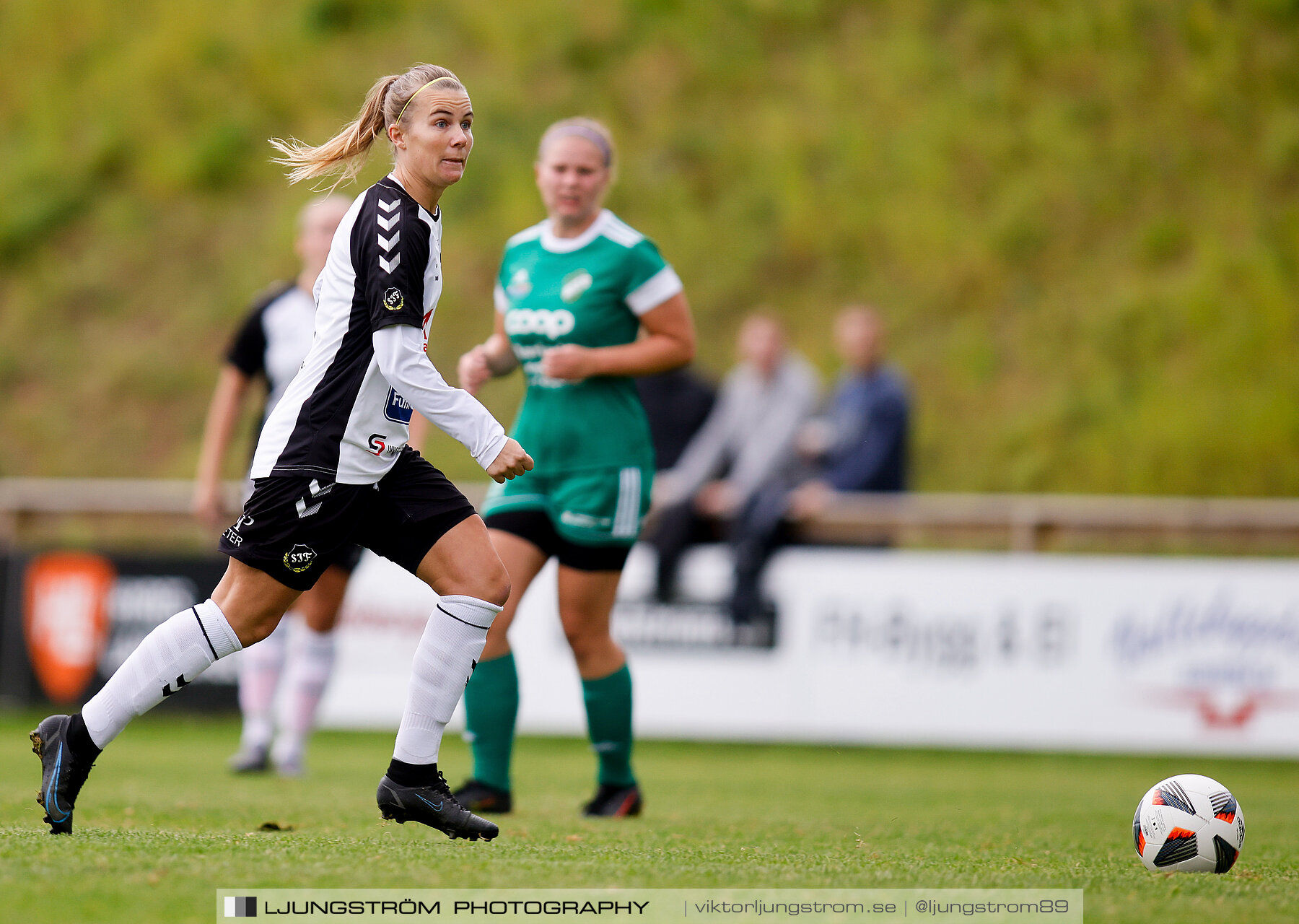 Våmbs IF-Skultorps IF 0-2,dam,Claesborgs IP,Skövde,Sverige,Fotboll,,2022,291068