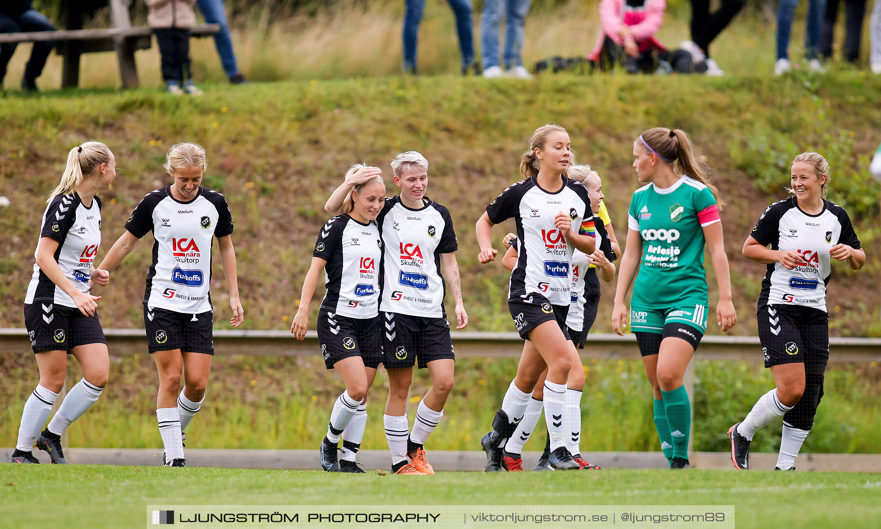 Våmbs IF-Skultorps IF 0-2,dam,Claesborgs IP,Skövde,Sverige,Fotboll,,2022,291201