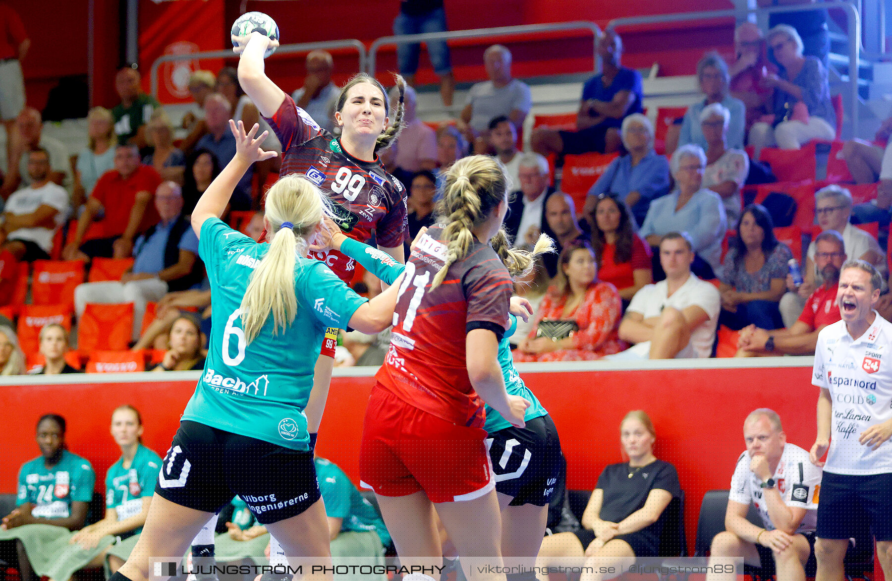 Annliz Cup Superelit Skövde HF-Viborg HK 21-40,dam,Skövde Idrottshall,Skövde,Sverige,Handboll,,2022,291676