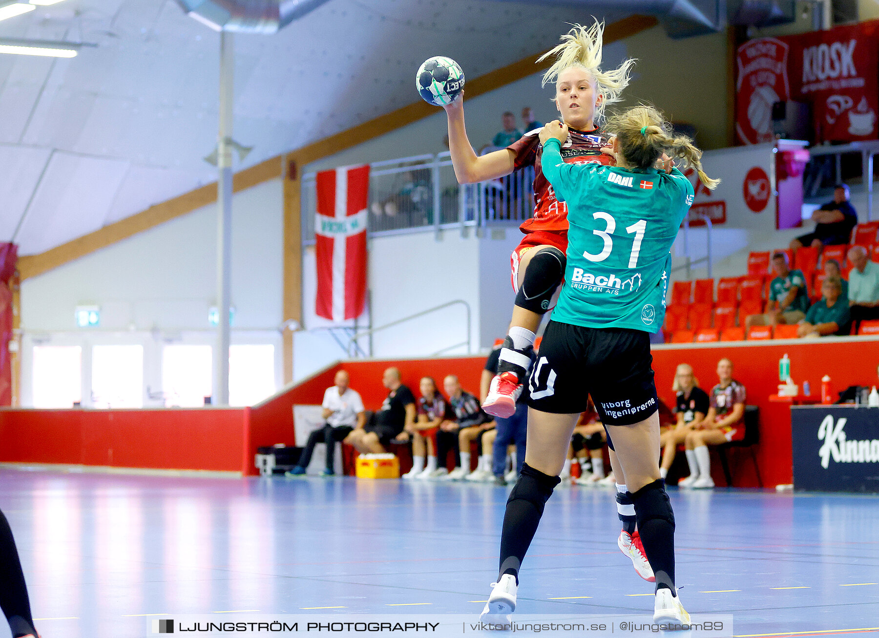 Annliz Cup Superelit Skövde HF-Viborg HK 21-40,dam,Skövde Idrottshall,Skövde,Sverige,Handboll,,2022,291681