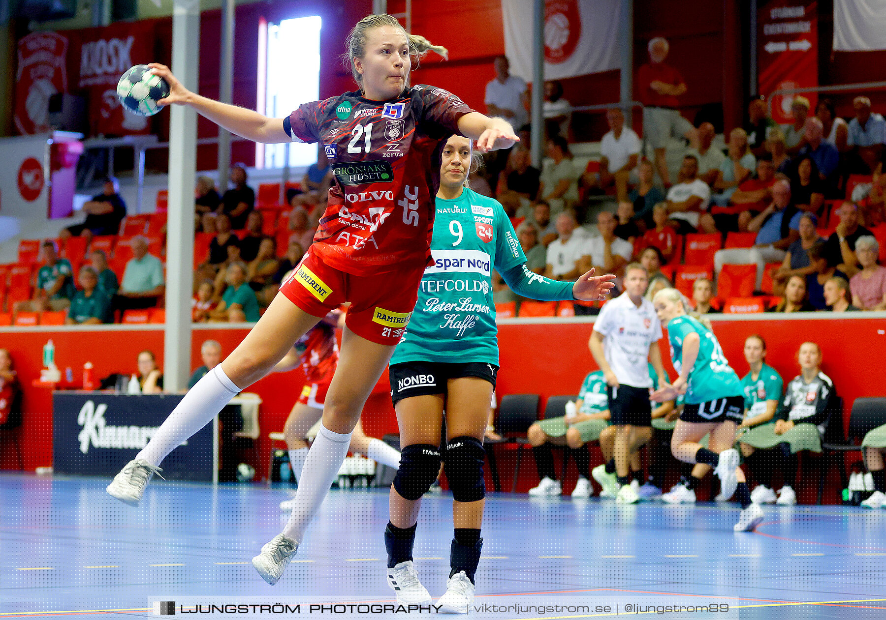 Annliz Cup Superelit Skövde HF-Viborg HK 21-40,dam,Skövde Idrottshall,Skövde,Sverige,Handboll,,2022,291688