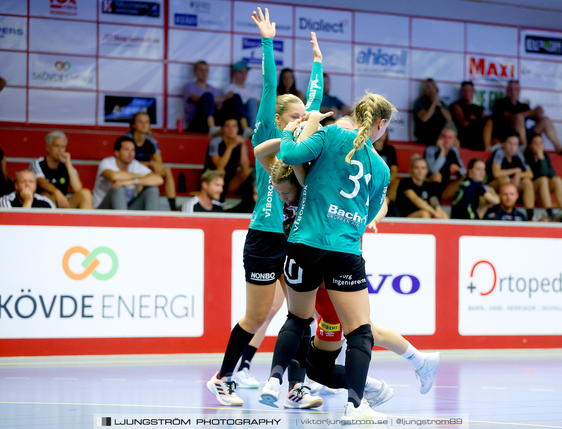 Annliz Cup Superelit Skövde HF-Viborg HK 21-40,dam,Skövde Idrottshall,Skövde,Sverige,Handboll,,2022,291697