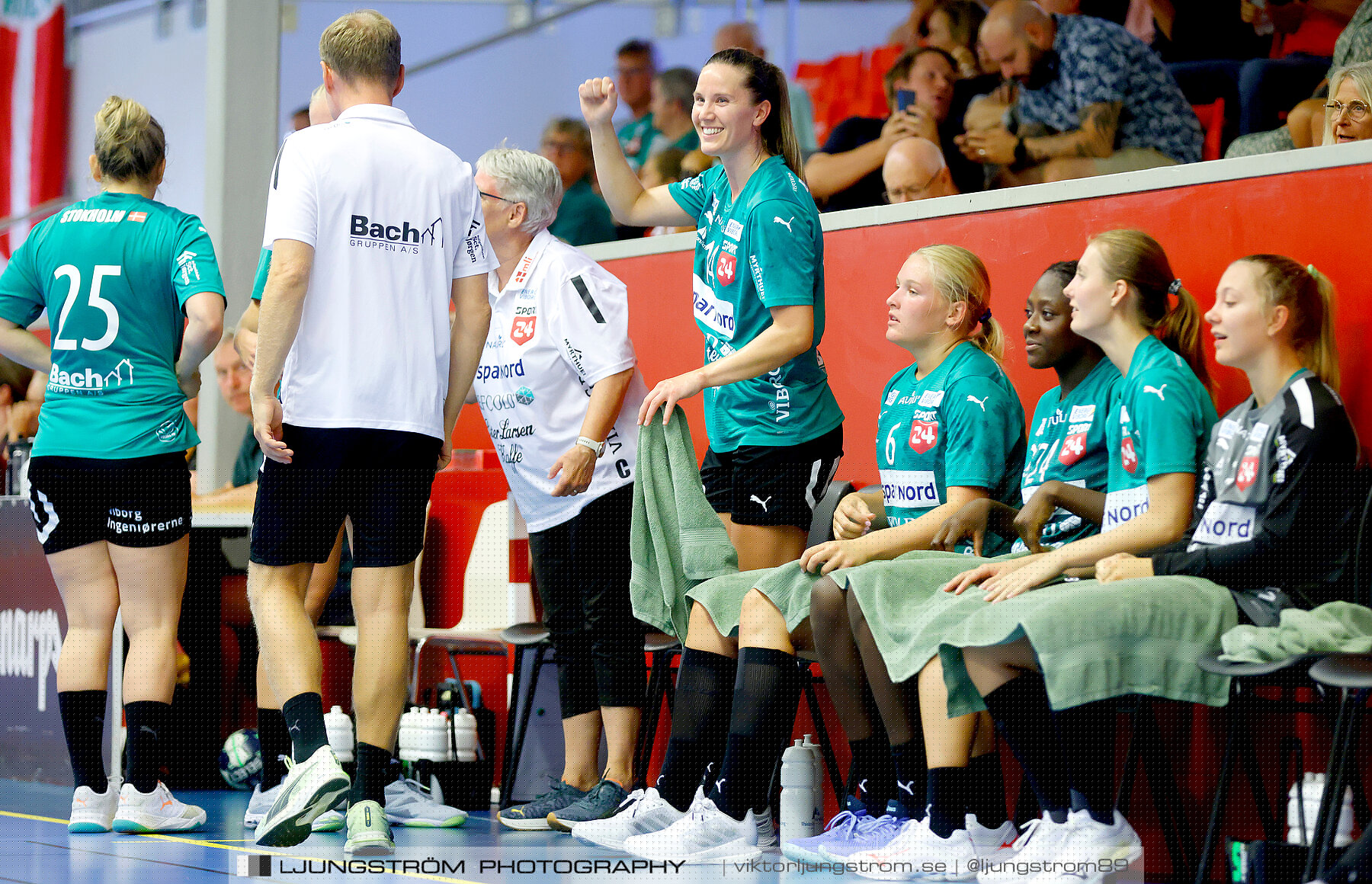 Annliz Cup Superelit Skövde HF-Viborg HK 21-40,dam,Skövde Idrottshall,Skövde,Sverige,Handboll,,2022,291707