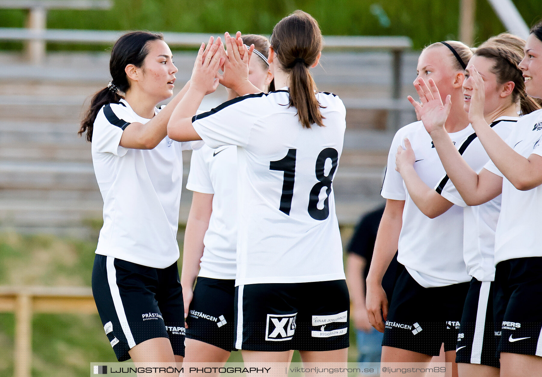 Träningsmatch Våmbs IF-Skövde KIK 1-4,dam,Claesborgs IP,Skövde,Sverige,Fotboll,,2021,292304