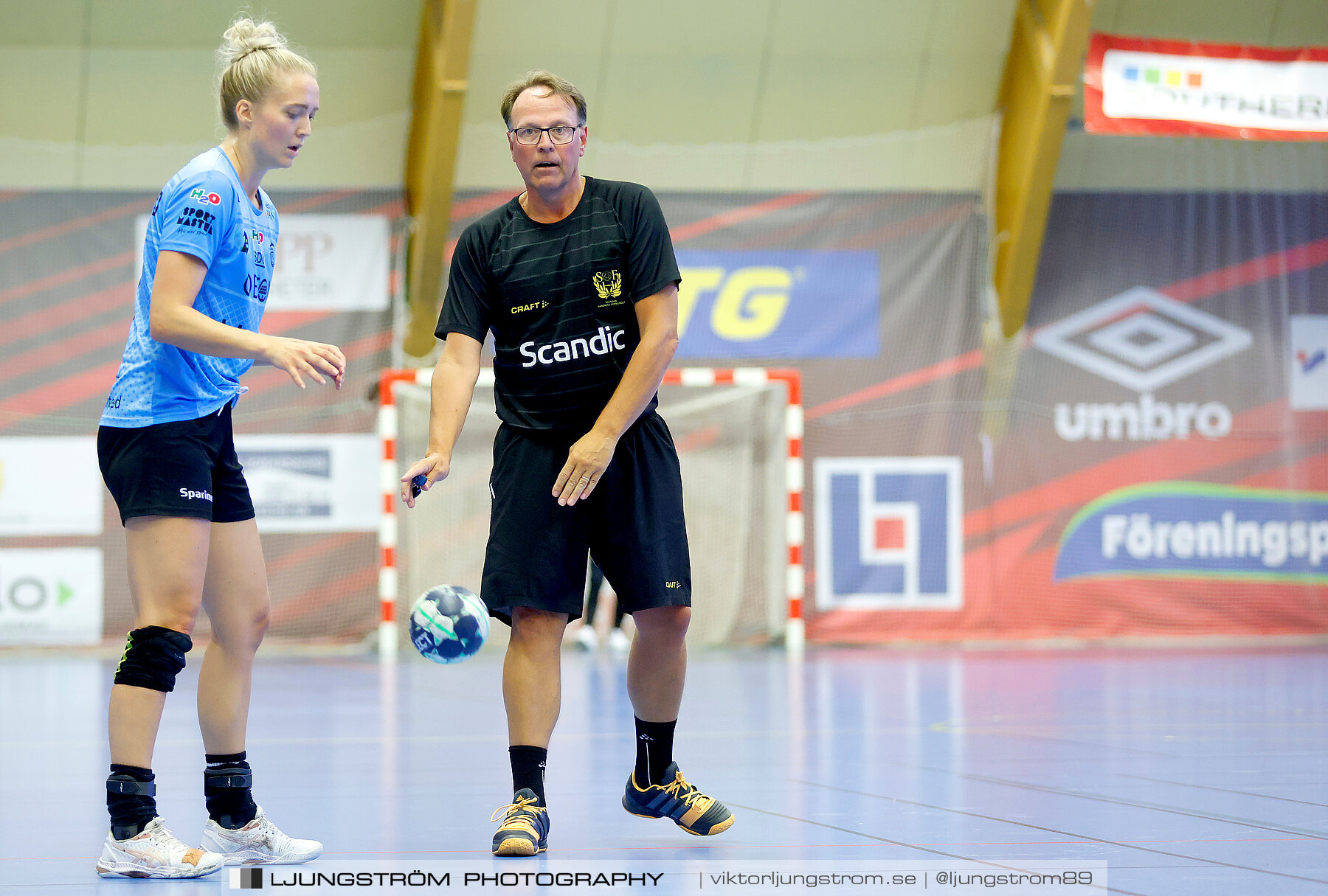 Annliz Cup Superelit Skövde HF-Aarhus United 23-31,dam,Skövde Idrottshall,Skövde,Sverige,Handboll,,2022,293913