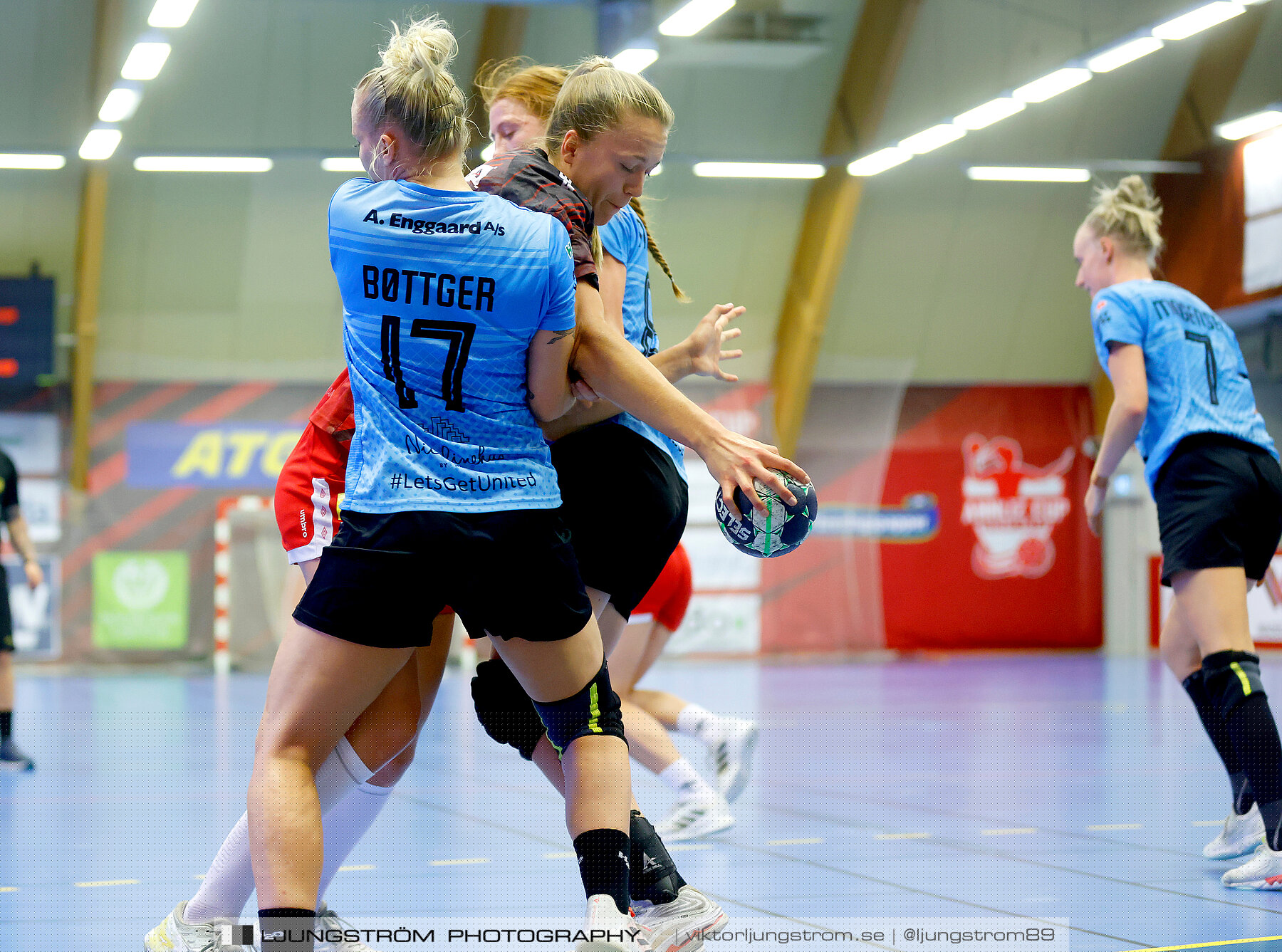 Annliz Cup Superelit Skövde HF-Aarhus United 23-31,dam,Skövde Idrottshall,Skövde,Sverige,Handboll,,2022,293965