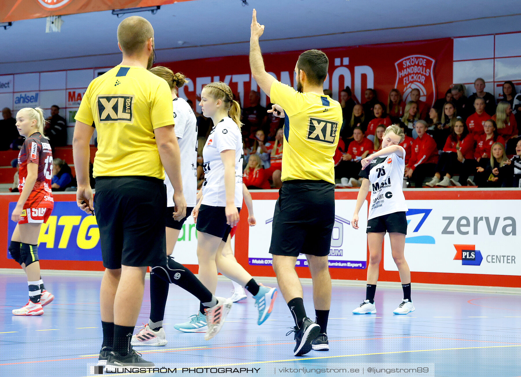 ATG Svenska Cupen Skövde HF-Lödde Vikings HK 1/8-final 1 44-24,dam,Skövde Idrottshall,Skövde,Sverige,Handboll,,2022,294151