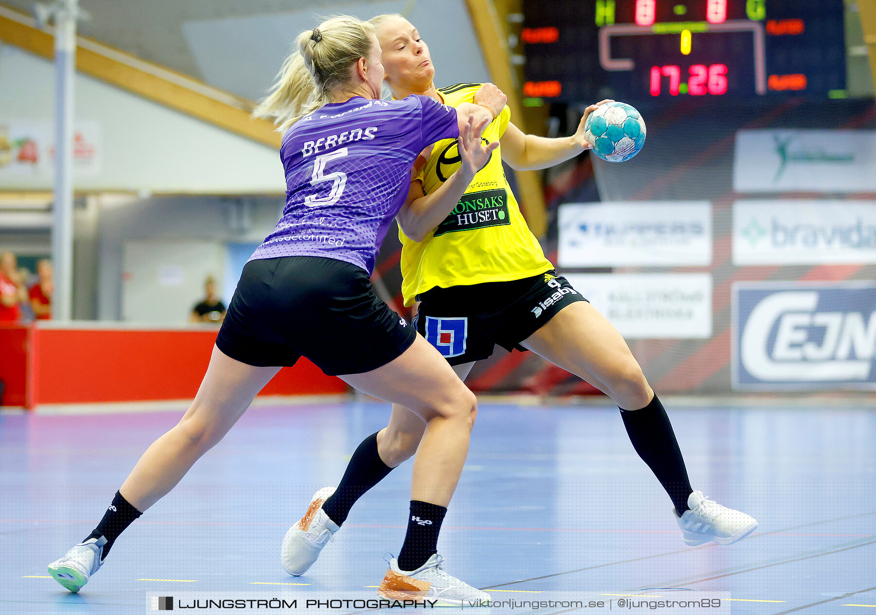 Annliz Cup Superelit IK Sävehof-Aarhus United 24-30,dam,Skövde Idrottshall,Skövde,Sverige,Handboll,,2022,294314