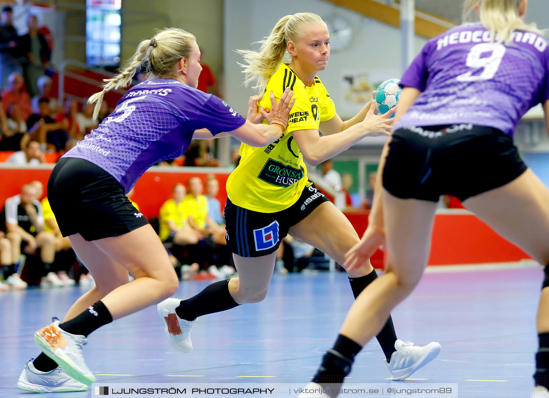 Annliz Cup Superelit IK Sävehof-Aarhus United 24-30,dam,Skövde Idrottshall,Skövde,Sverige,Handboll,,2022,294333