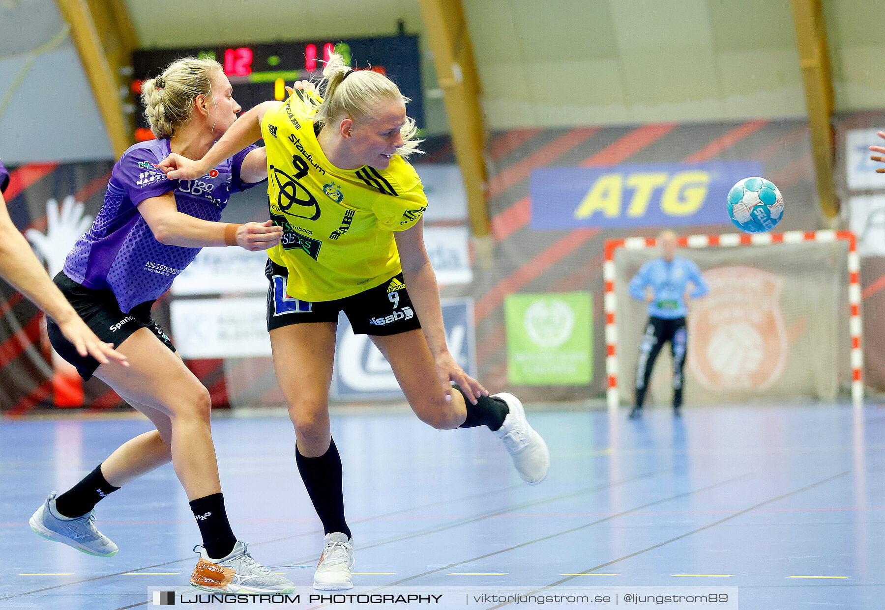 Annliz Cup Superelit IK Sävehof-Aarhus United 24-30,dam,Skövde Idrottshall,Skövde,Sverige,Handboll,,2022,294359