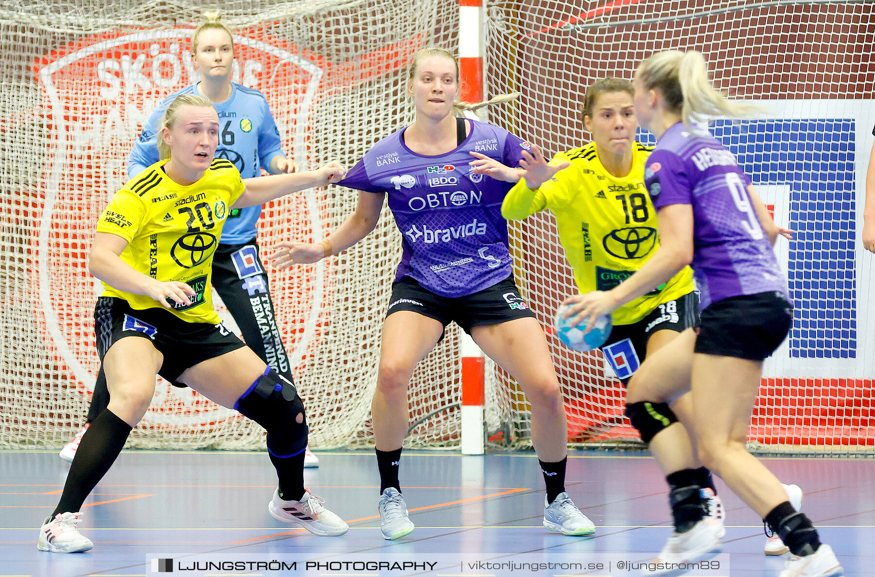 Annliz Cup Superelit IK Sävehof-Aarhus United 24-30,dam,Skövde Idrottshall,Skövde,Sverige,Handboll,,2022,294378