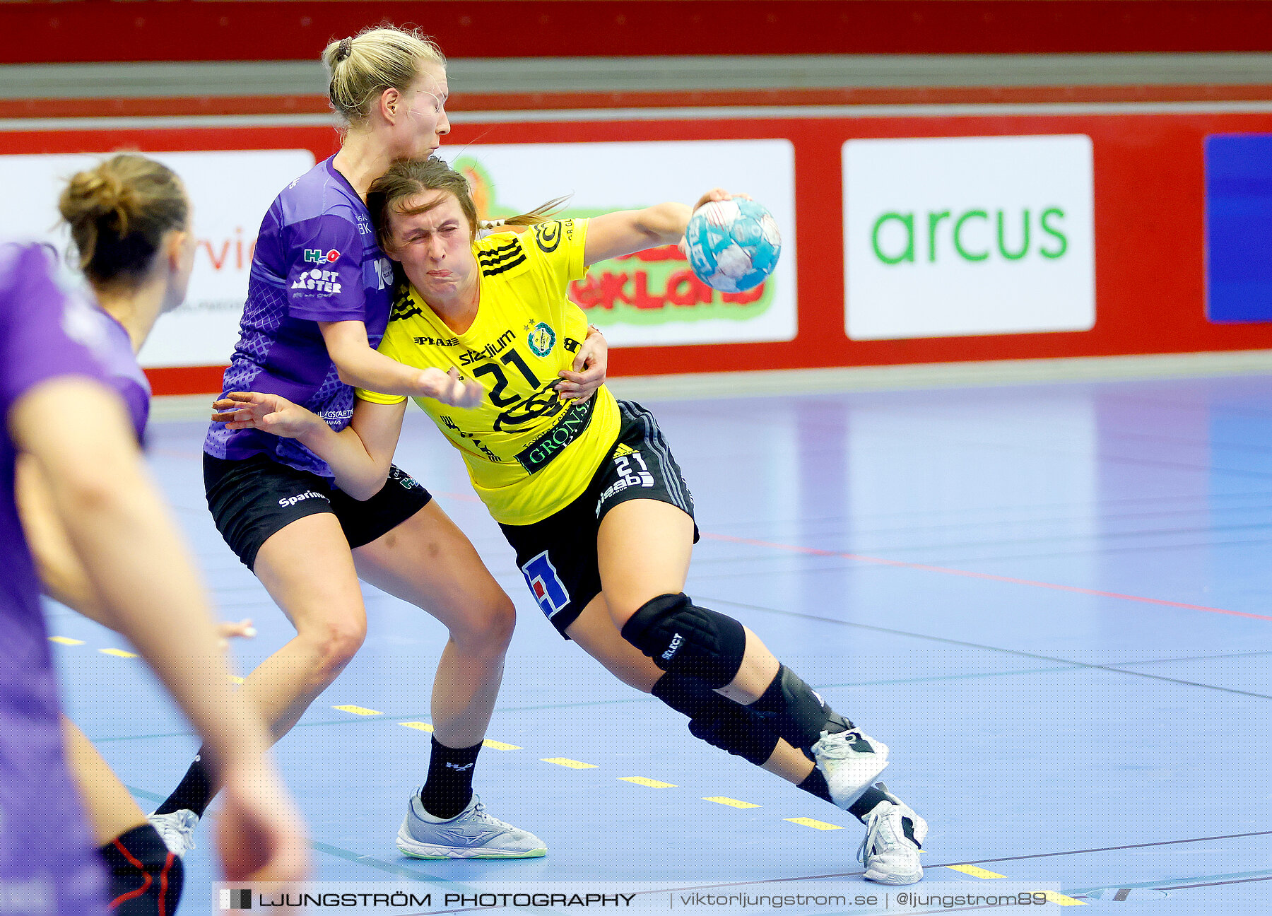 Annliz Cup Superelit IK Sävehof-Aarhus United 24-30,dam,Skövde Idrottshall,Skövde,Sverige,Handboll,,2022,294384