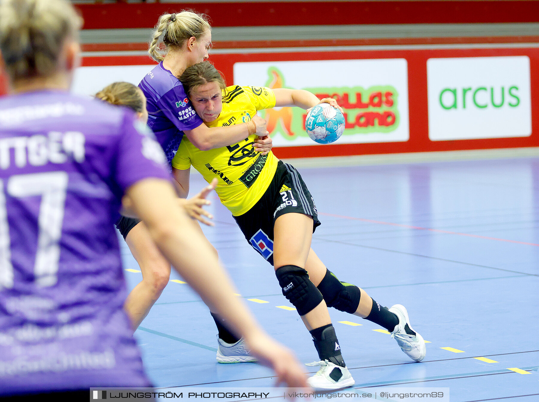 Annliz Cup Superelit IK Sävehof-Aarhus United 24-30,dam,Skövde Idrottshall,Skövde,Sverige,Handboll,,2022,294386