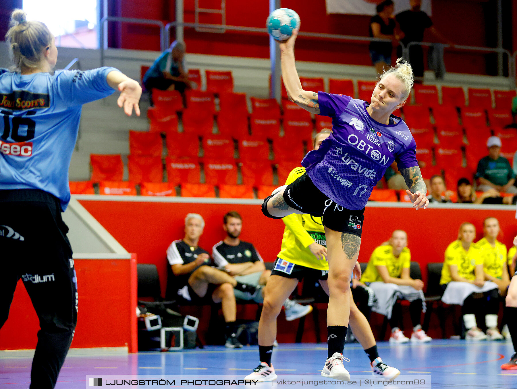 Annliz Cup Superelit IK Sävehof-Aarhus United 24-30,dam,Skövde Idrottshall,Skövde,Sverige,Handboll,,2022,294437