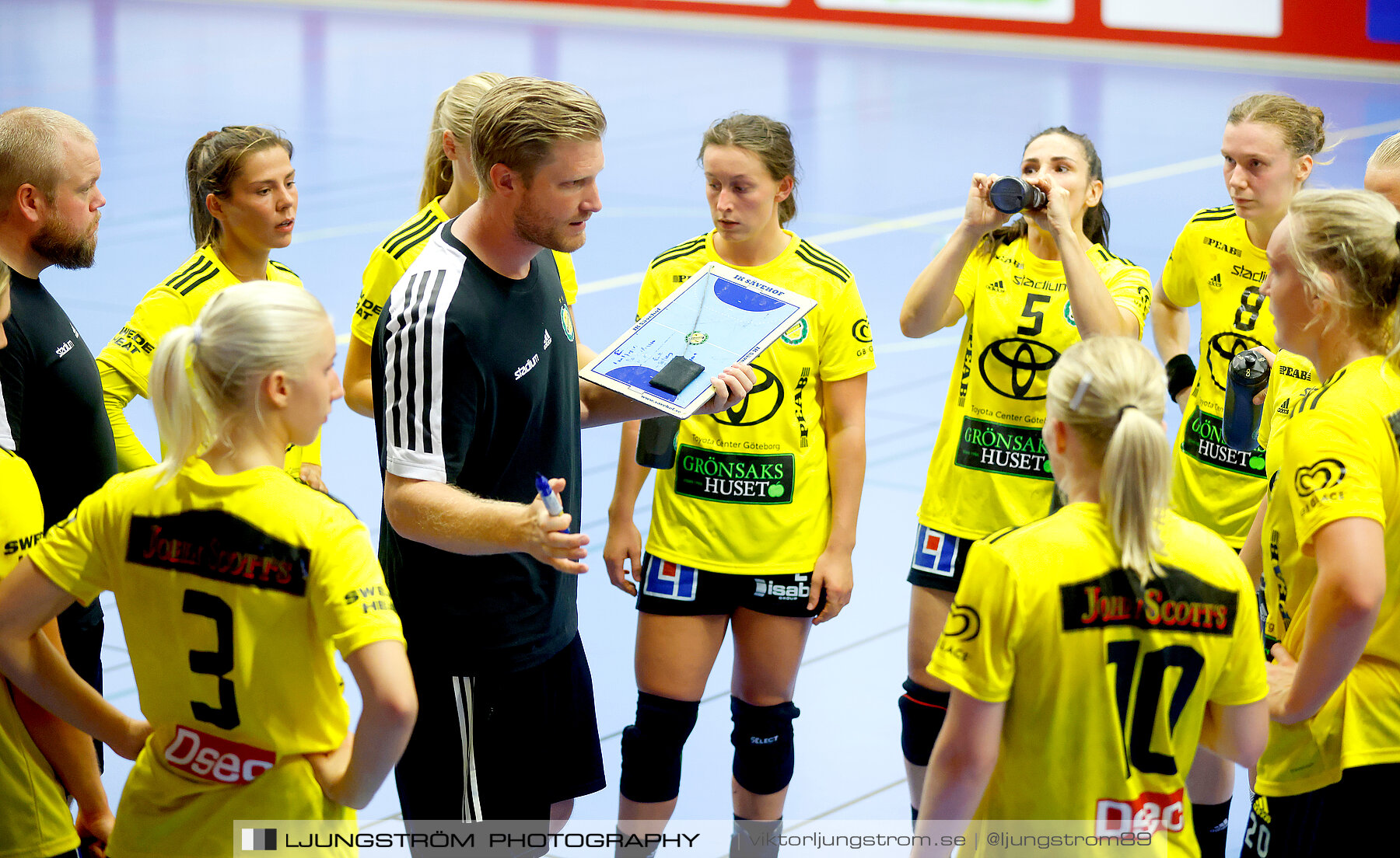 Annliz Cup Superelit IK Sävehof-Aarhus United 24-30,dam,Skövde Idrottshall,Skövde,Sverige,Handboll,,2022,294444