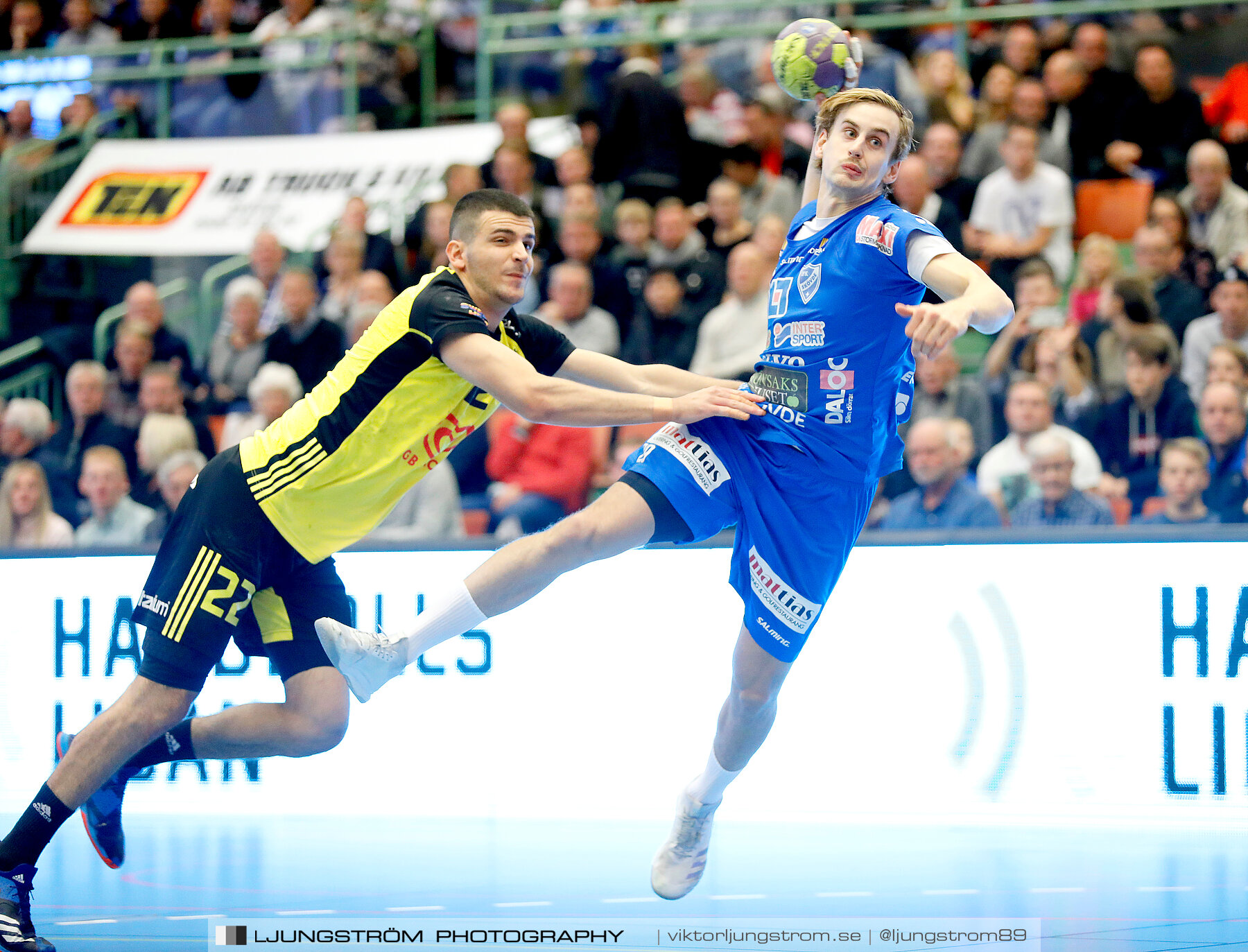 IFK Skövde HK-IK Sävehof 32-28,herr,Arena Skövde,Skövde,Sverige,Handboll,,2018,295974