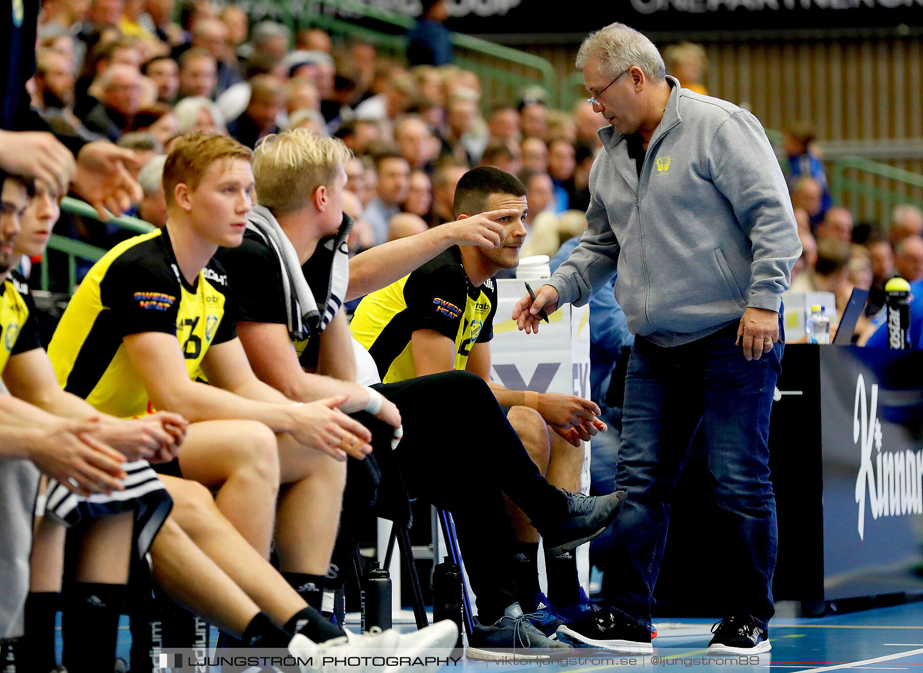 IFK Skövde HK-IK Sävehof 32-28,herr,Arena Skövde,Skövde,Sverige,Handboll,,2018,295995