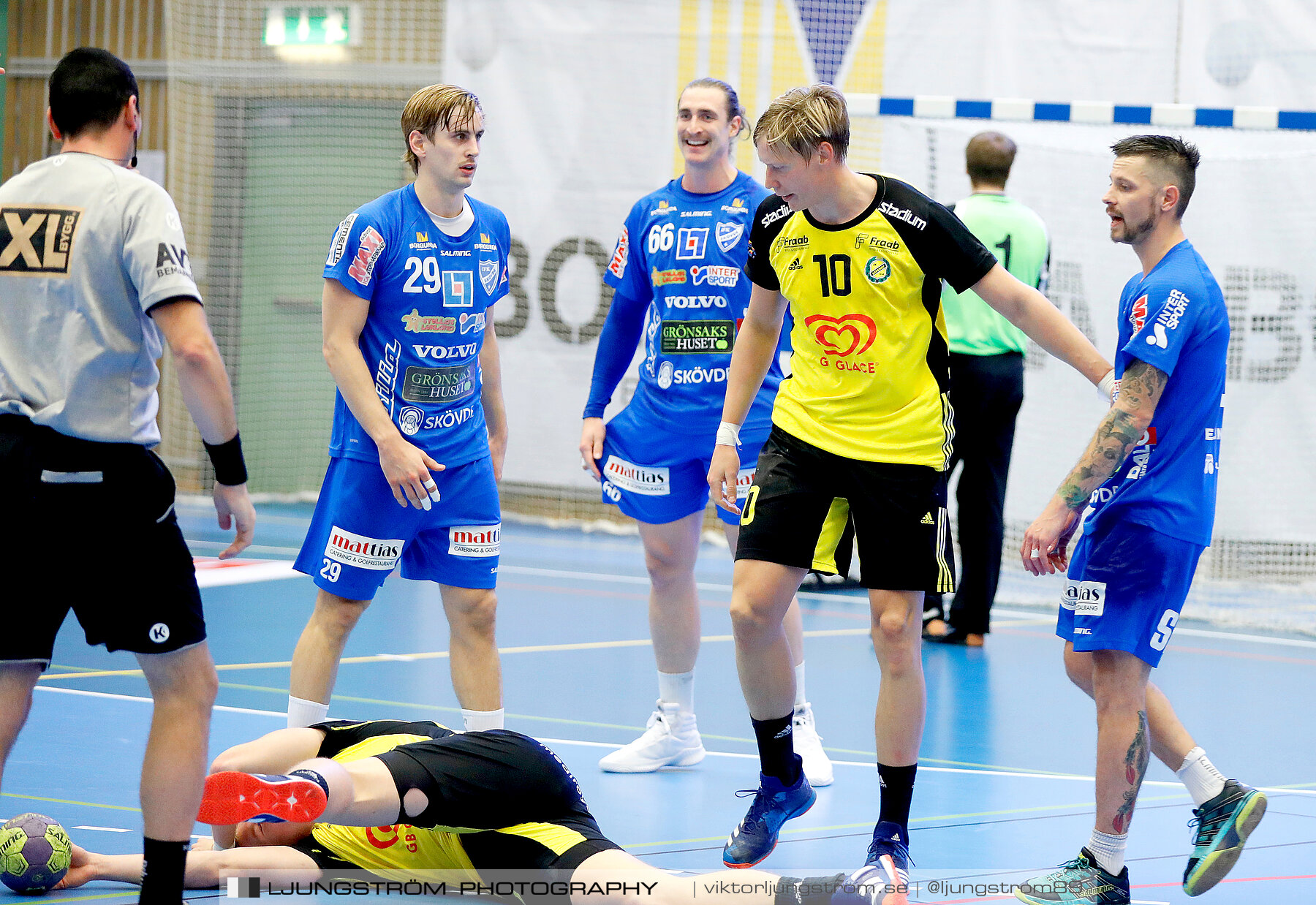 IFK Skövde HK-IK Sävehof 32-28,herr,Arena Skövde,Skövde,Sverige,Handboll,,2018,296037