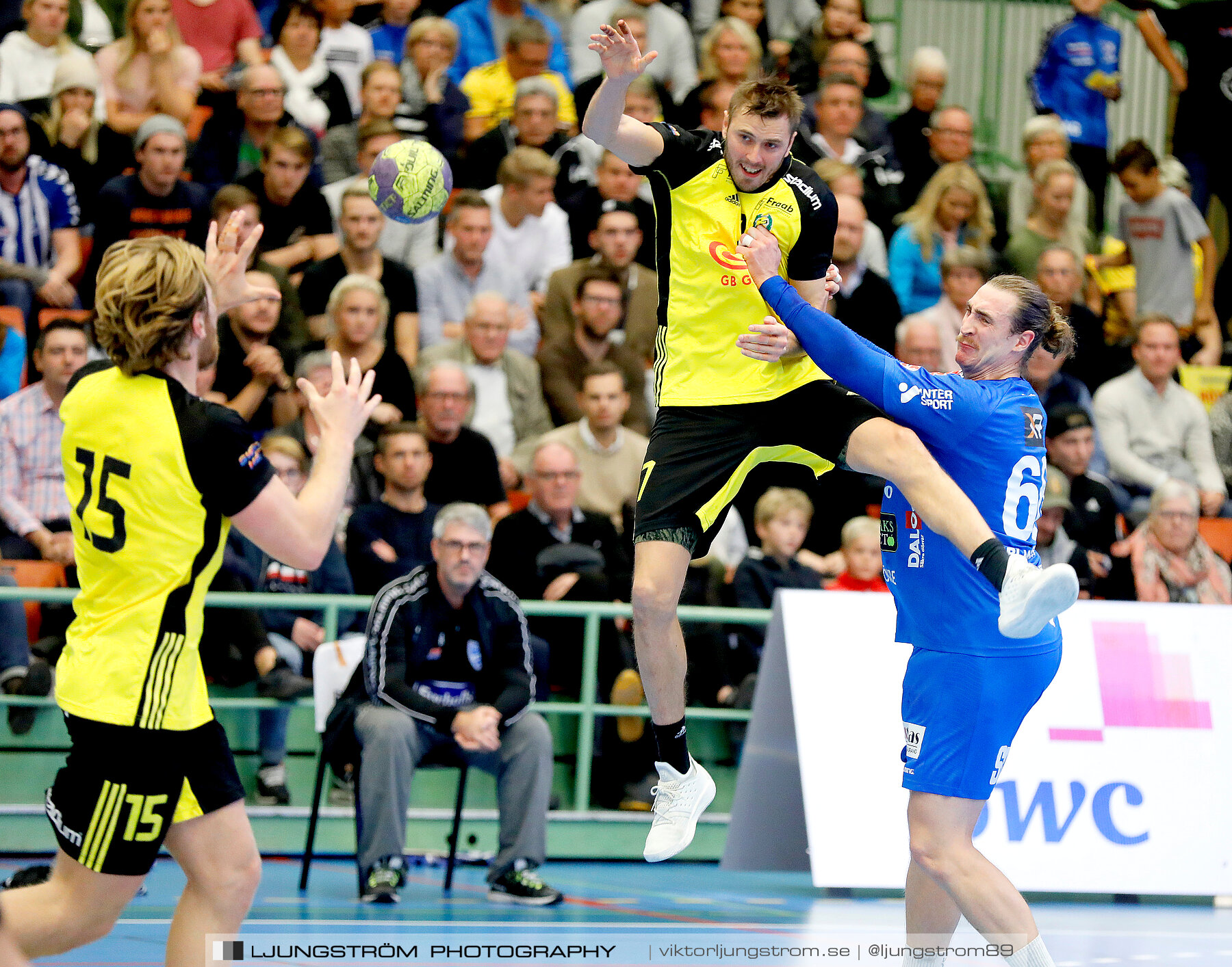 IFK Skövde HK-IK Sävehof 32-28,herr,Arena Skövde,Skövde,Sverige,Handboll,,2018,296055