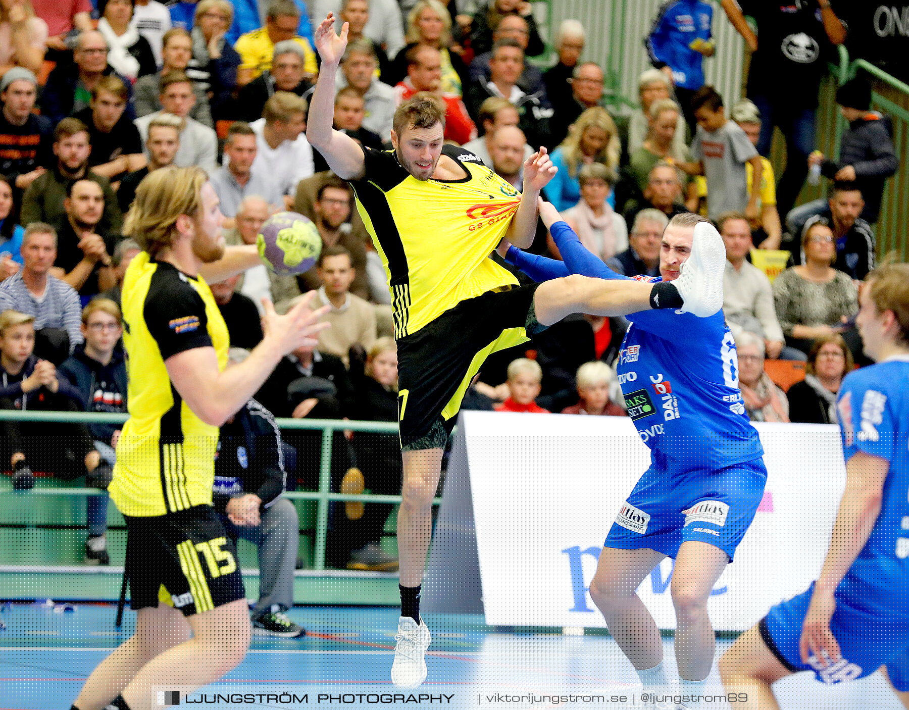 IFK Skövde HK-IK Sävehof 32-28,herr,Arena Skövde,Skövde,Sverige,Handboll,,2018,296056