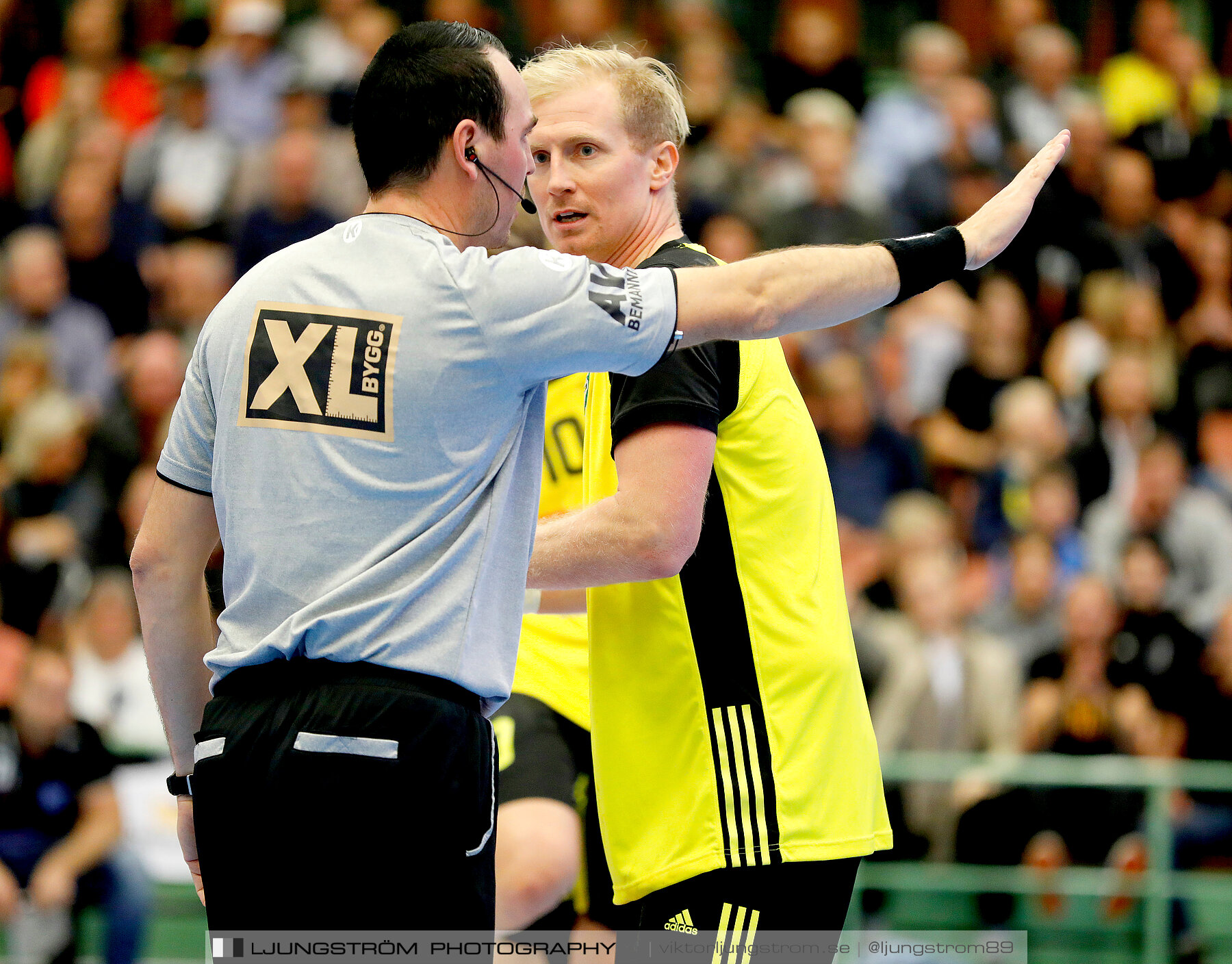 IFK Skövde HK-IK Sävehof 32-28,herr,Arena Skövde,Skövde,Sverige,Handboll,,2018,296068