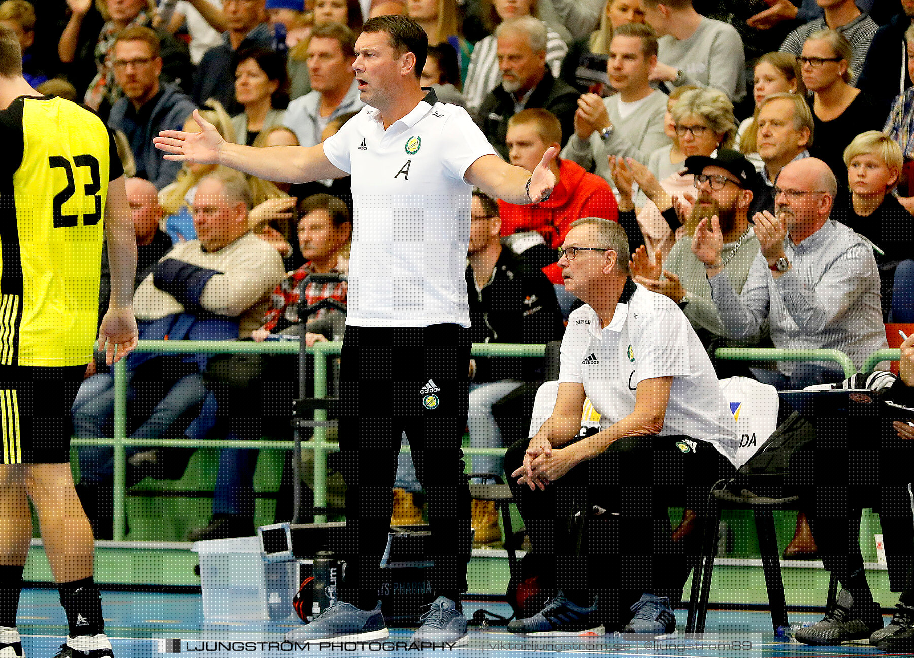 IFK Skövde HK-IK Sävehof 32-28,herr,Arena Skövde,Skövde,Sverige,Handboll,,2018,296070
