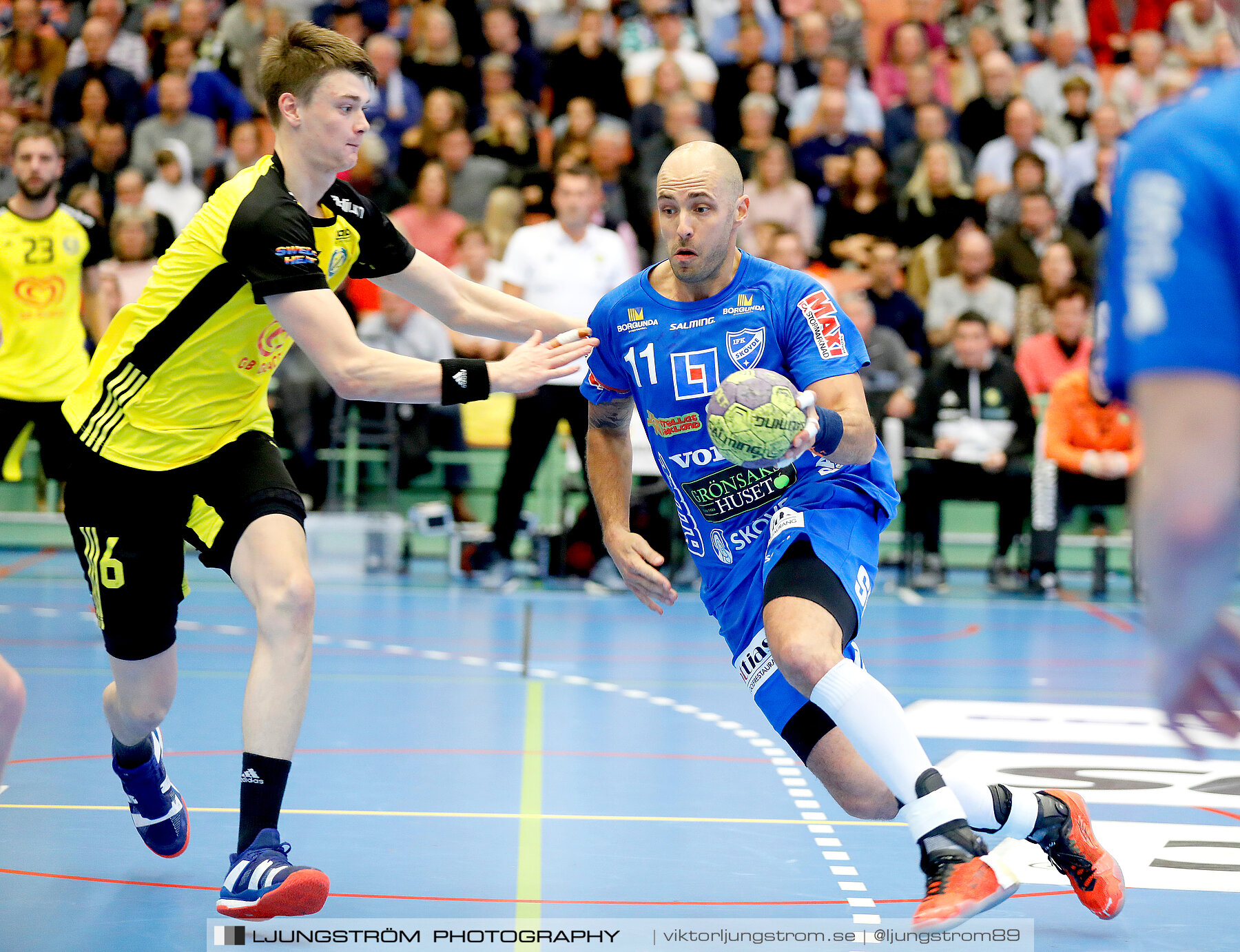 IFK Skövde HK-IK Sävehof 32-28,herr,Arena Skövde,Skövde,Sverige,Handboll,,2018,296093