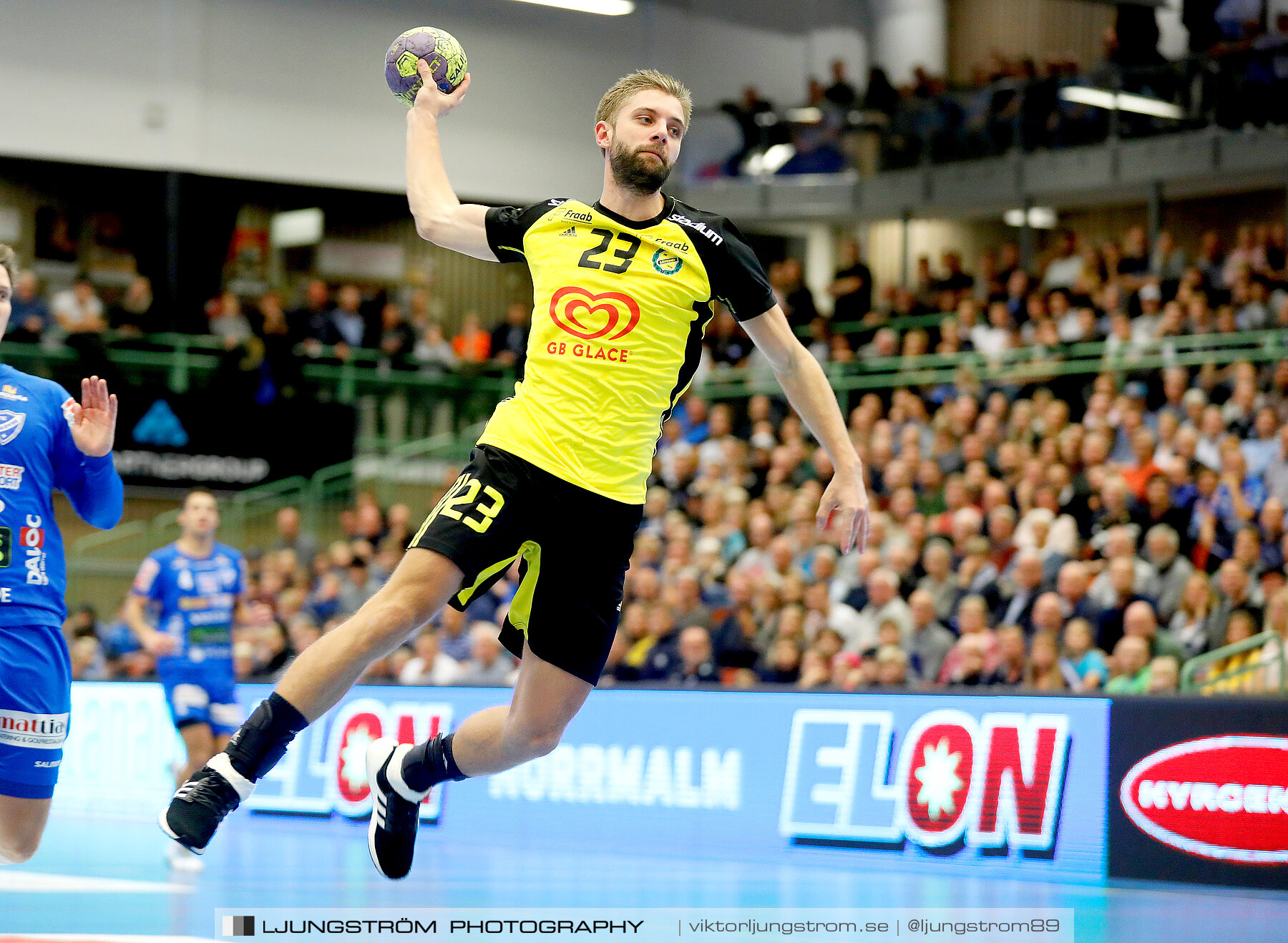 IFK Skövde HK-IK Sävehof 32-28,herr,Arena Skövde,Skövde,Sverige,Handboll,,2018,296100