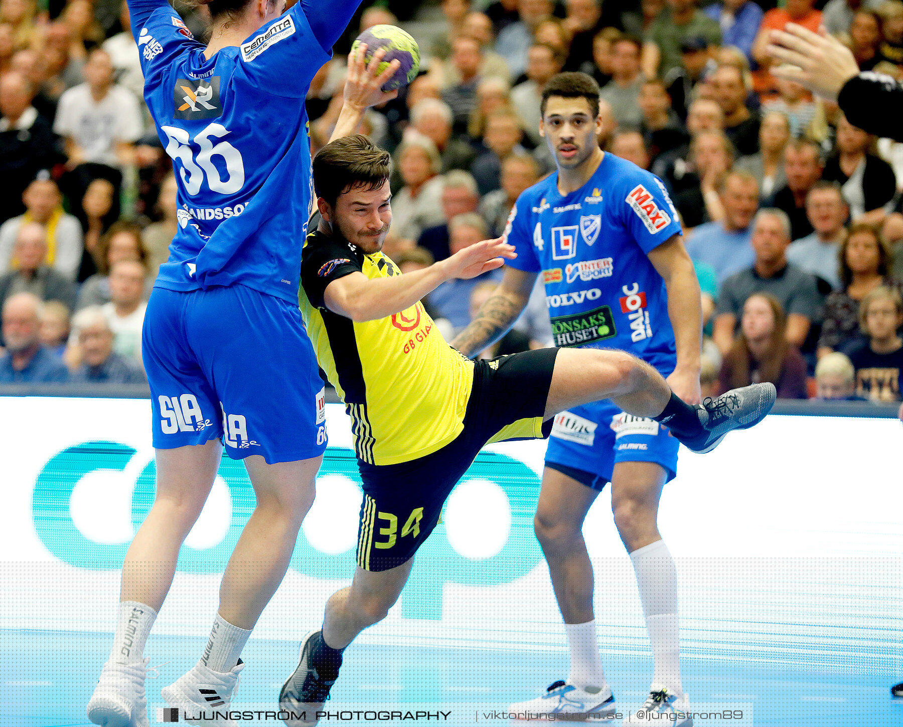IFK Skövde HK-IK Sävehof 32-28,herr,Arena Skövde,Skövde,Sverige,Handboll,,2018,296107