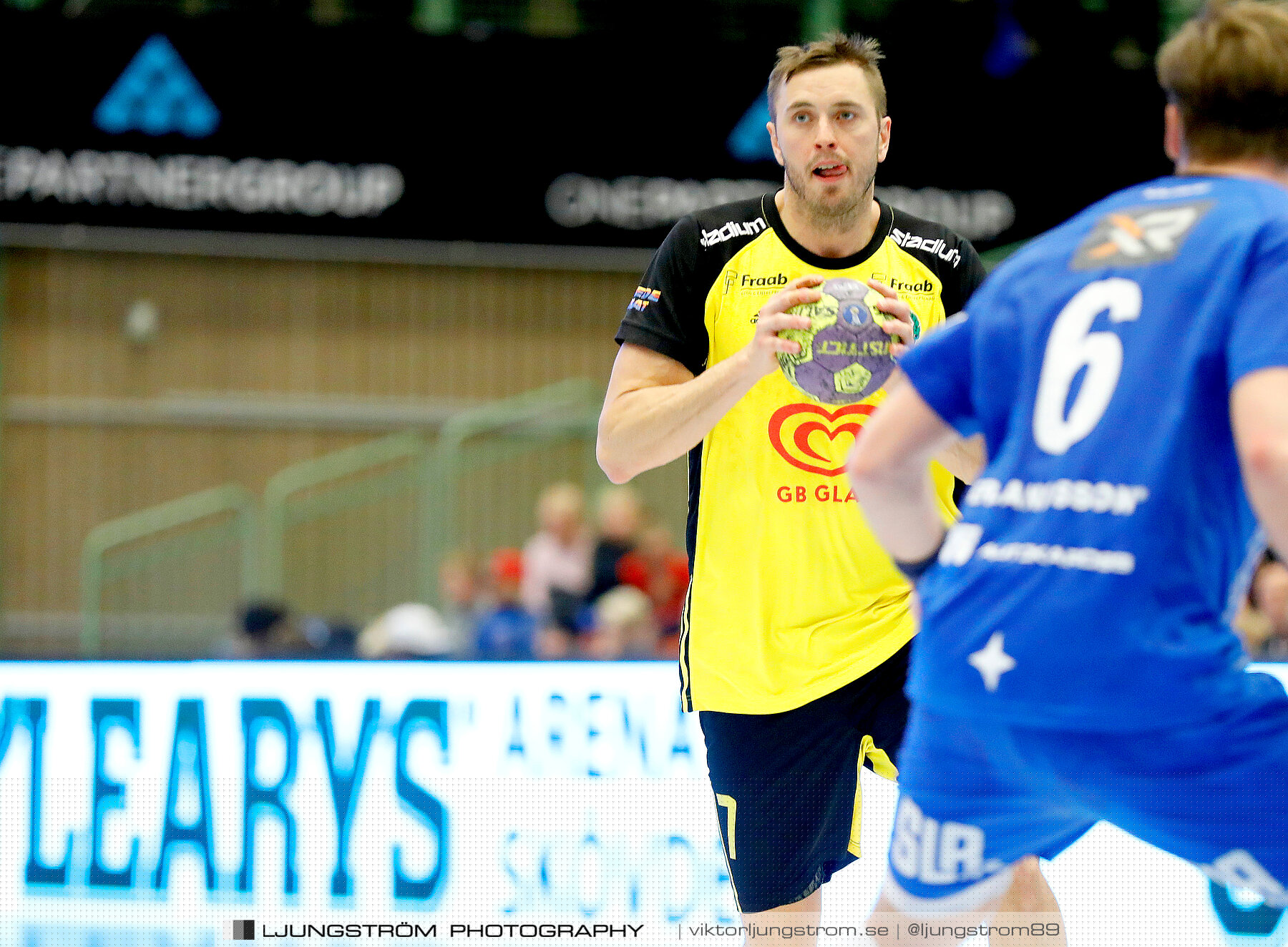 IFK Skövde HK-IK Sävehof 32-28,herr,Arena Skövde,Skövde,Sverige,Handboll,,2018,296122