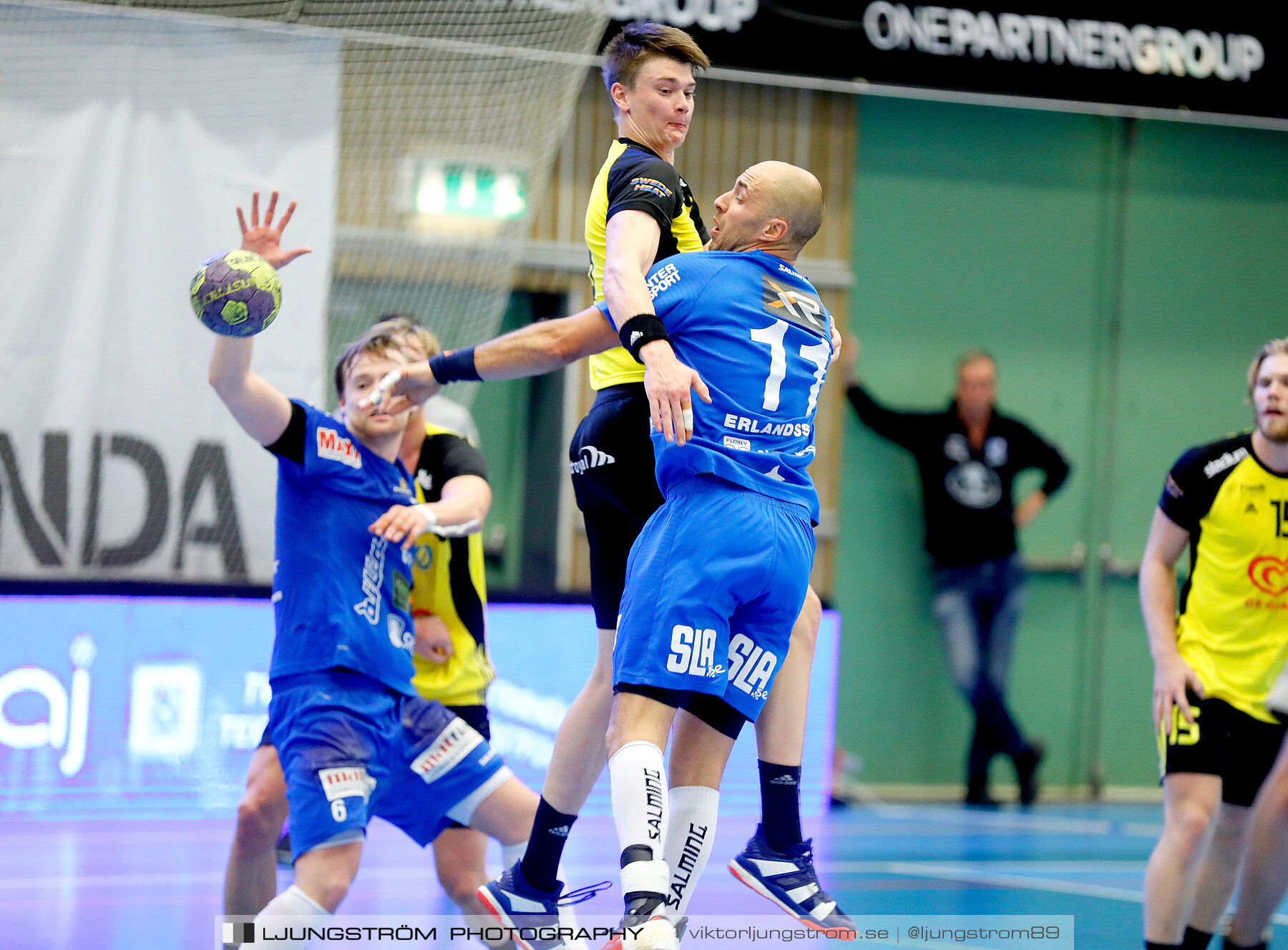 IFK Skövde HK-IK Sävehof 32-28,herr,Arena Skövde,Skövde,Sverige,Handboll,,2018,296137