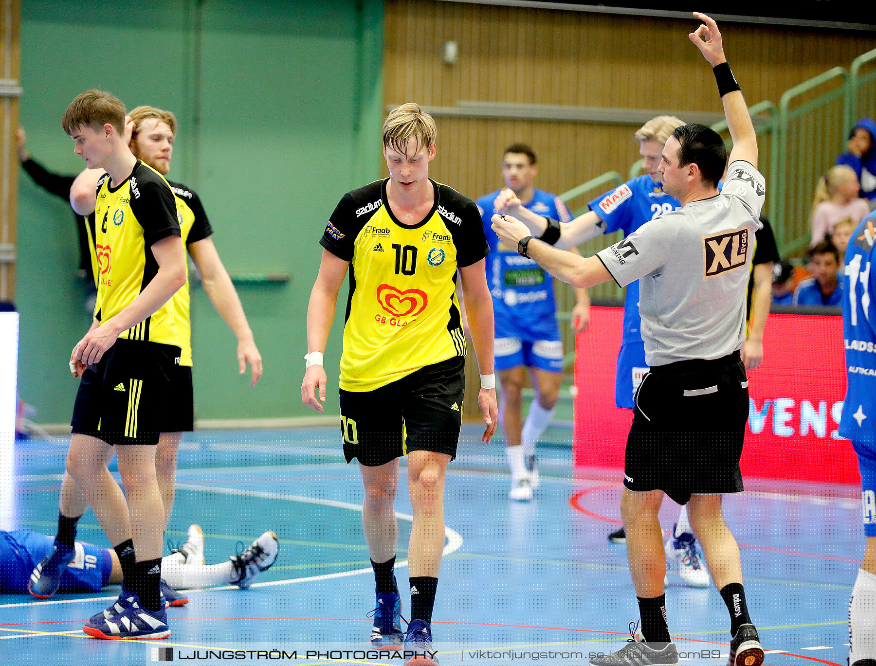 IFK Skövde HK-IK Sävehof 32-28,herr,Arena Skövde,Skövde,Sverige,Handboll,,2018,296140