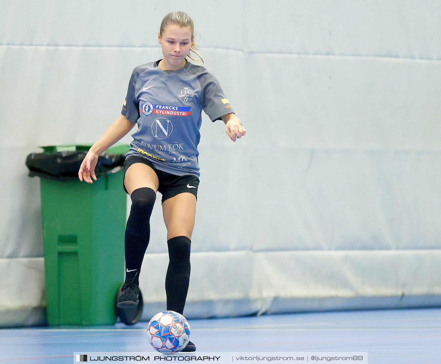 Skövde Futsalcup 2022 Damer Falköping Futsal Club-IFK Wreta Kloster 2 4-0,dam,Arena Skövde,Skövde,Sverige,Futsal,,2022,297526