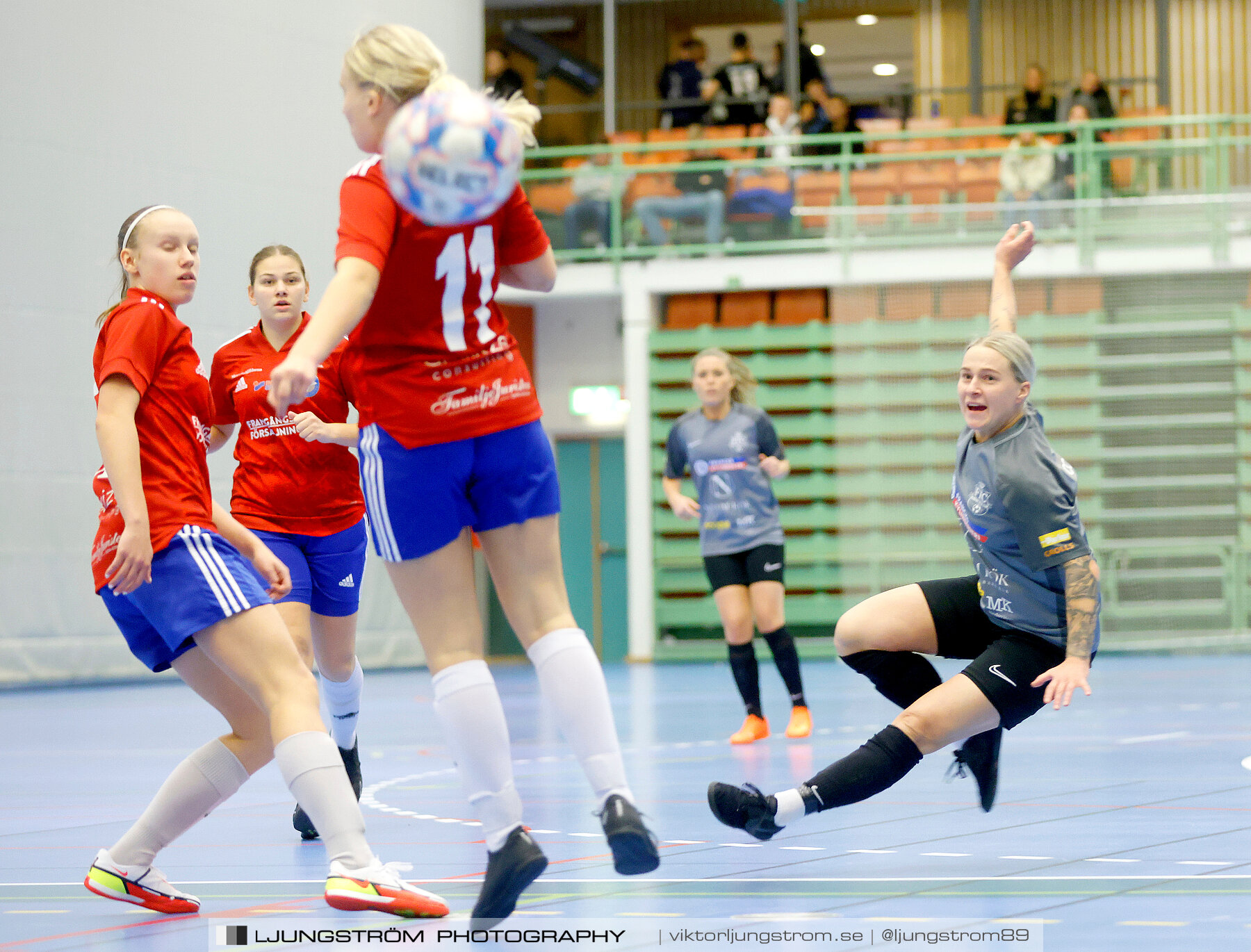 Skövde Futsalcup 2022 Damer Falköping Futsal Club-IFK Wreta Kloster 2 4-0,dam,Arena Skövde,Skövde,Sverige,Futsal,,2022,297534