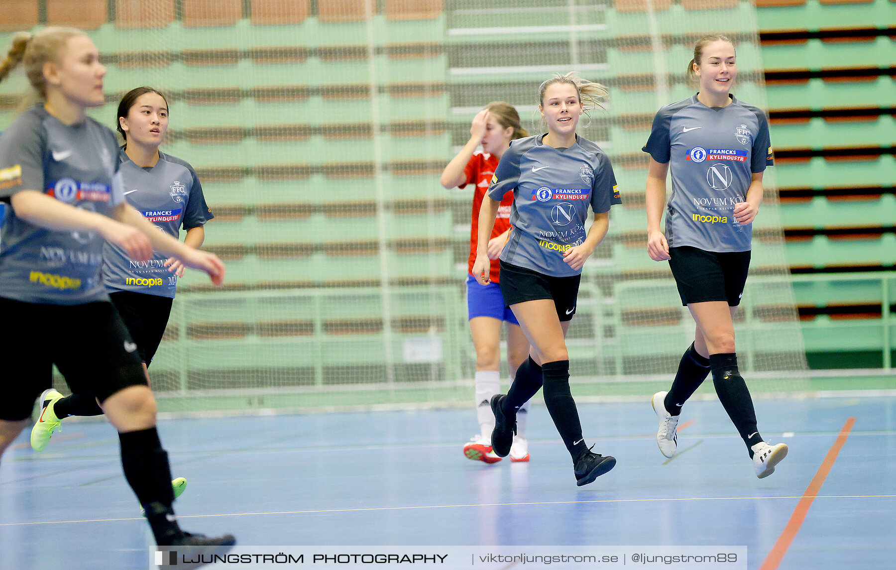 Skövde Futsalcup 2022 Damer Falköping Futsal Club-IFK Wreta Kloster 2 4-0,dam,Arena Skövde,Skövde,Sverige,Futsal,,2022,297595