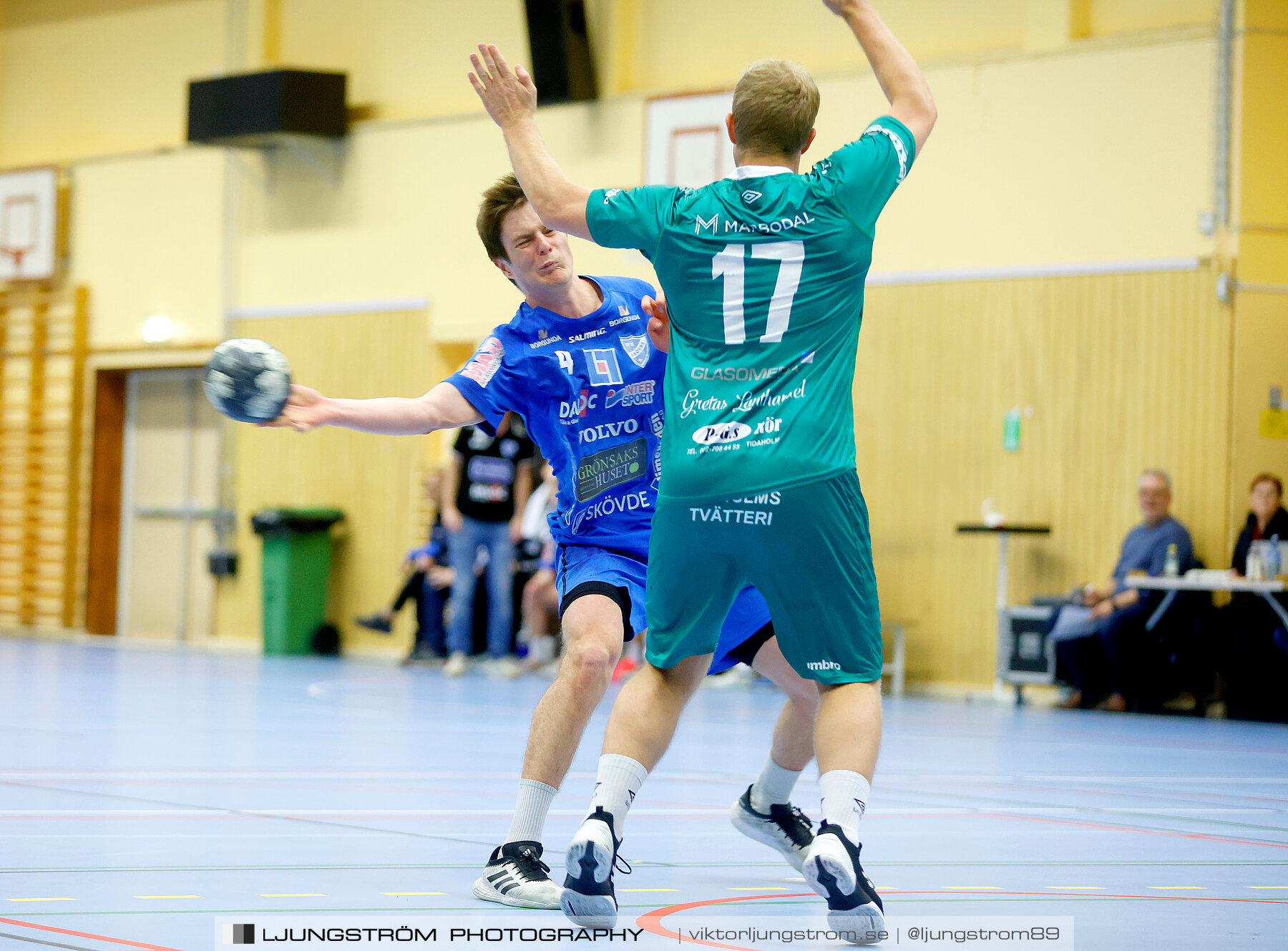 HK Skövde-IF HV Tidaholm 32-28,herr,Arena Skövde,Skövde,Sverige,Handboll,,2022,298294