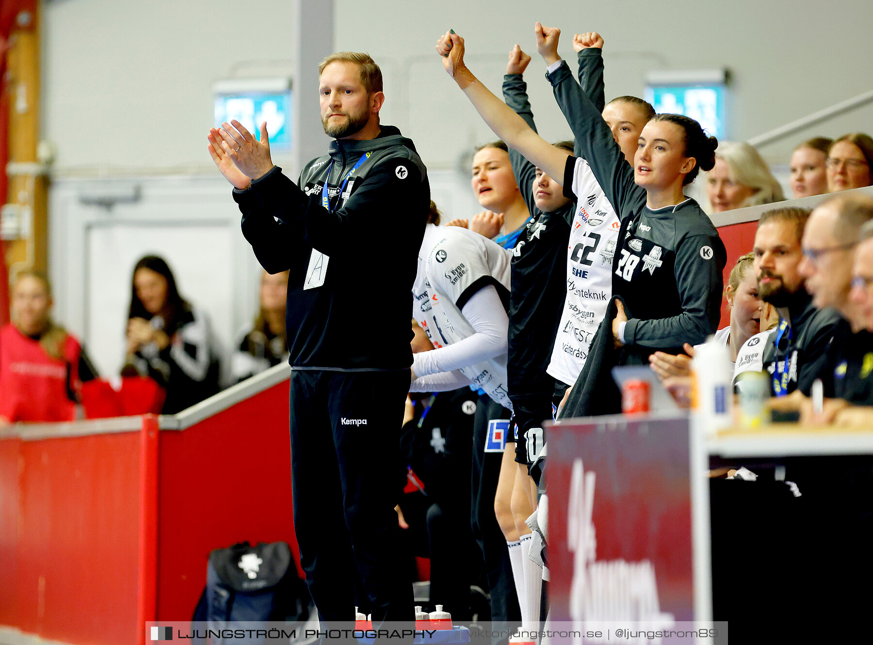 Skövde HF-VästeråsIrsta HF 27-24,dam,Skövde Idrottshall,Skövde,Sverige,Handboll,,2022,298595