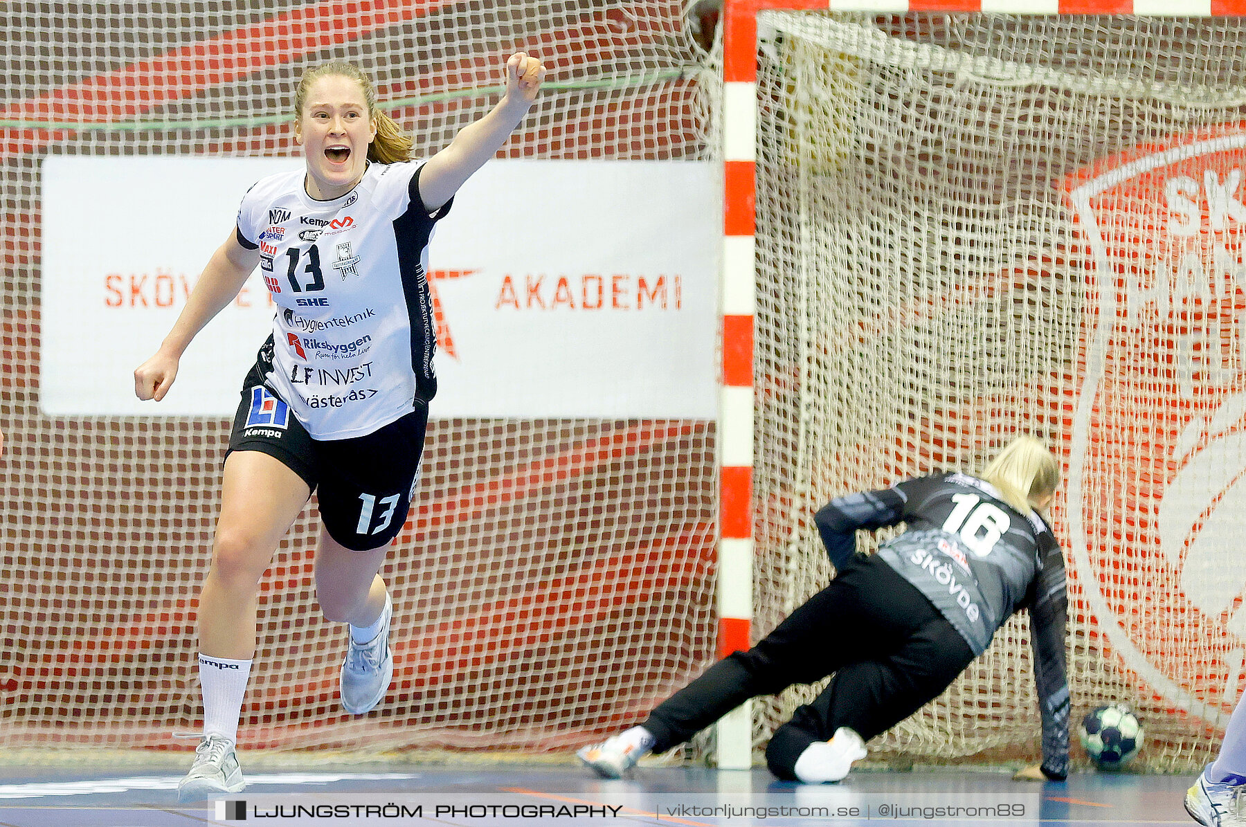 Skövde HF-VästeråsIrsta HF 27-24,dam,Skövde Idrottshall,Skövde,Sverige,Handboll,,2022,298697