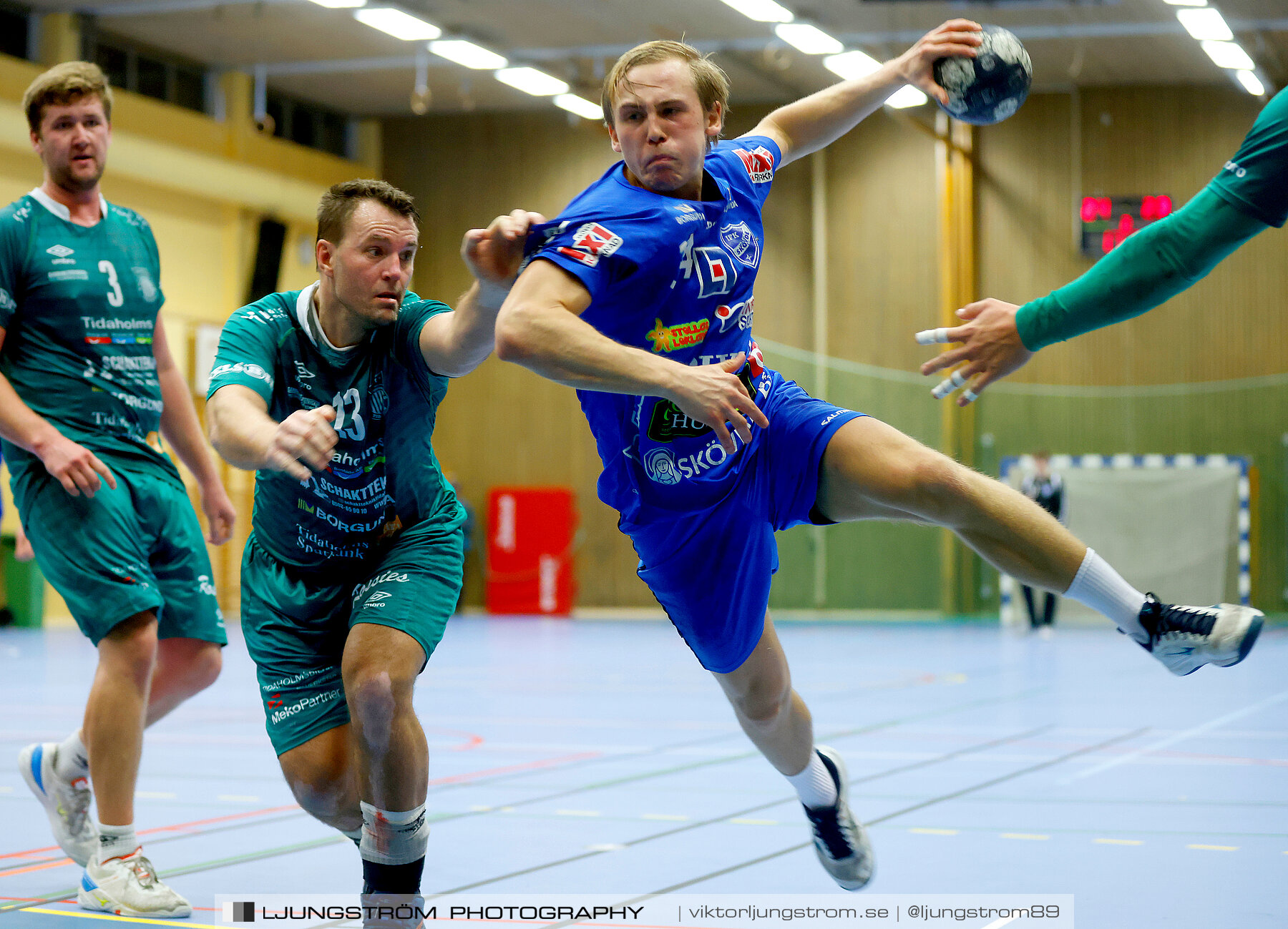 HK Skövde-IF HV Tidaholm 32-28,herr,Arena Skövde,Skövde,Sverige,Handboll,,2022,299525