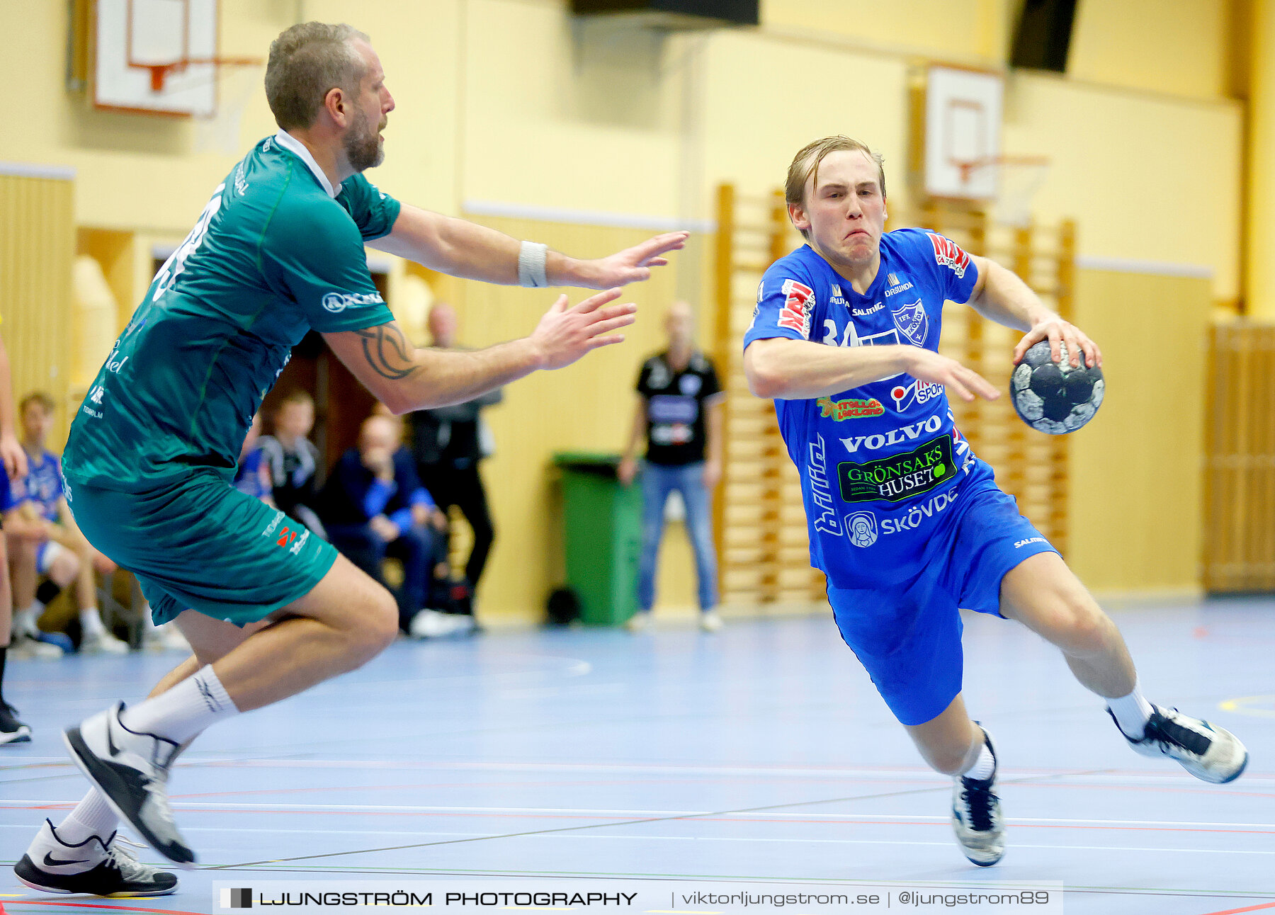 HK Skövde-IF HV Tidaholm 32-28,herr,Arena Skövde,Skövde,Sverige,Handboll,,2022,299533