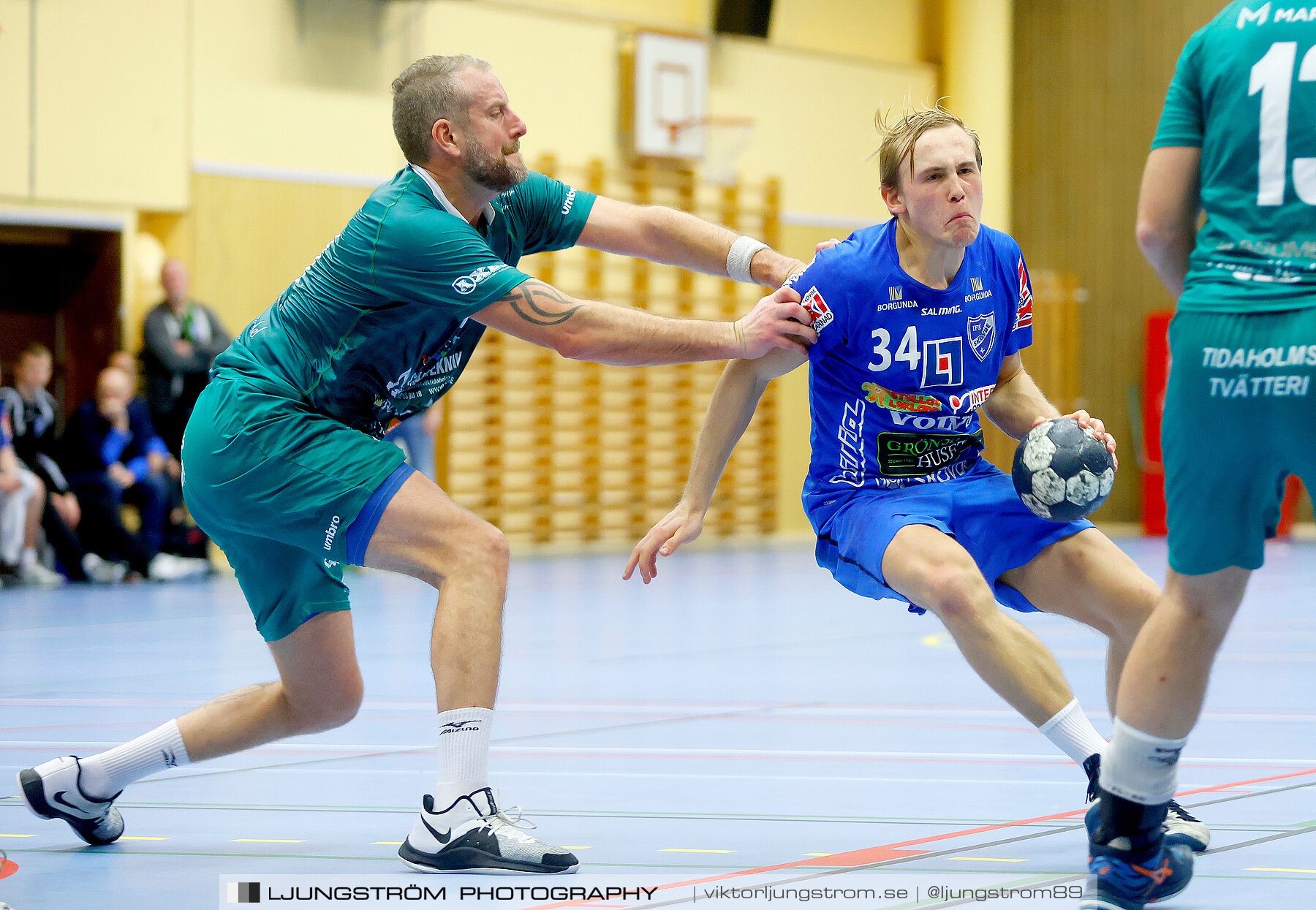 HK Skövde-IF HV Tidaholm 32-28,herr,Arena Skövde,Skövde,Sverige,Handboll,,2022,299534