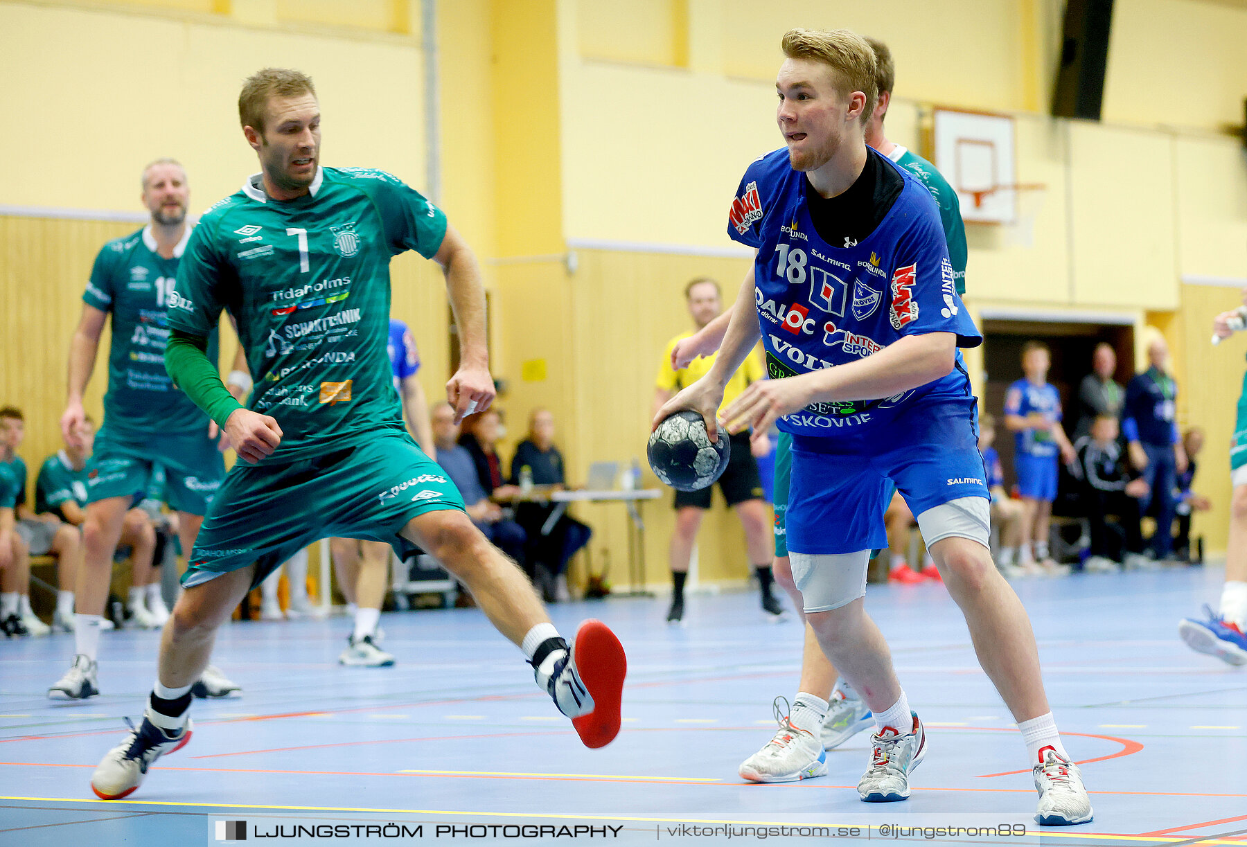 HK Skövde-IF HV Tidaholm 32-28,herr,Arena Skövde,Skövde,Sverige,Handboll,,2022,299542