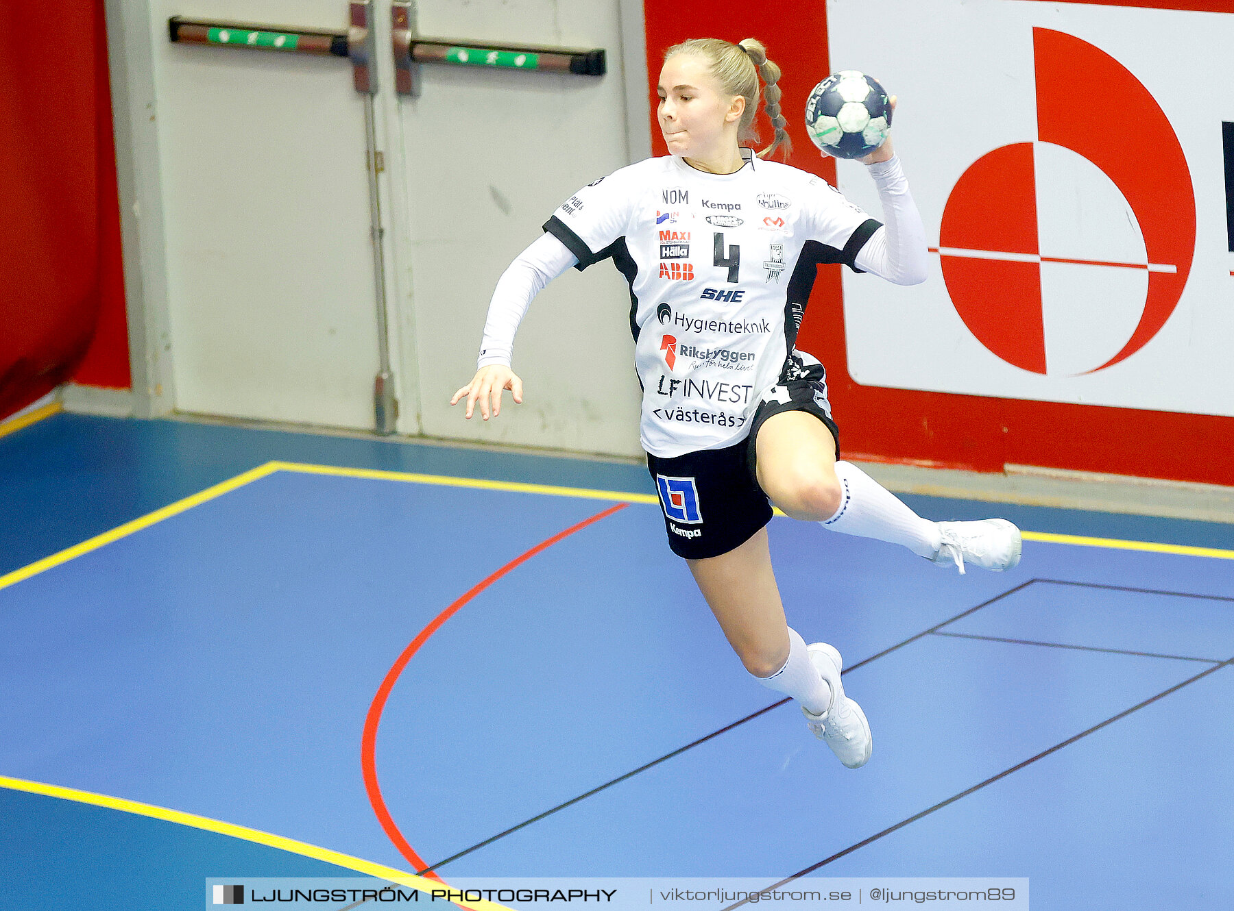 ATG Svenska Cupen Skövde HF-VästeråsIrsta HF 1/4 -final 2 32-29,dam,Skövde Idrottshall,Skövde,Sverige,Handboll,,2022,300363