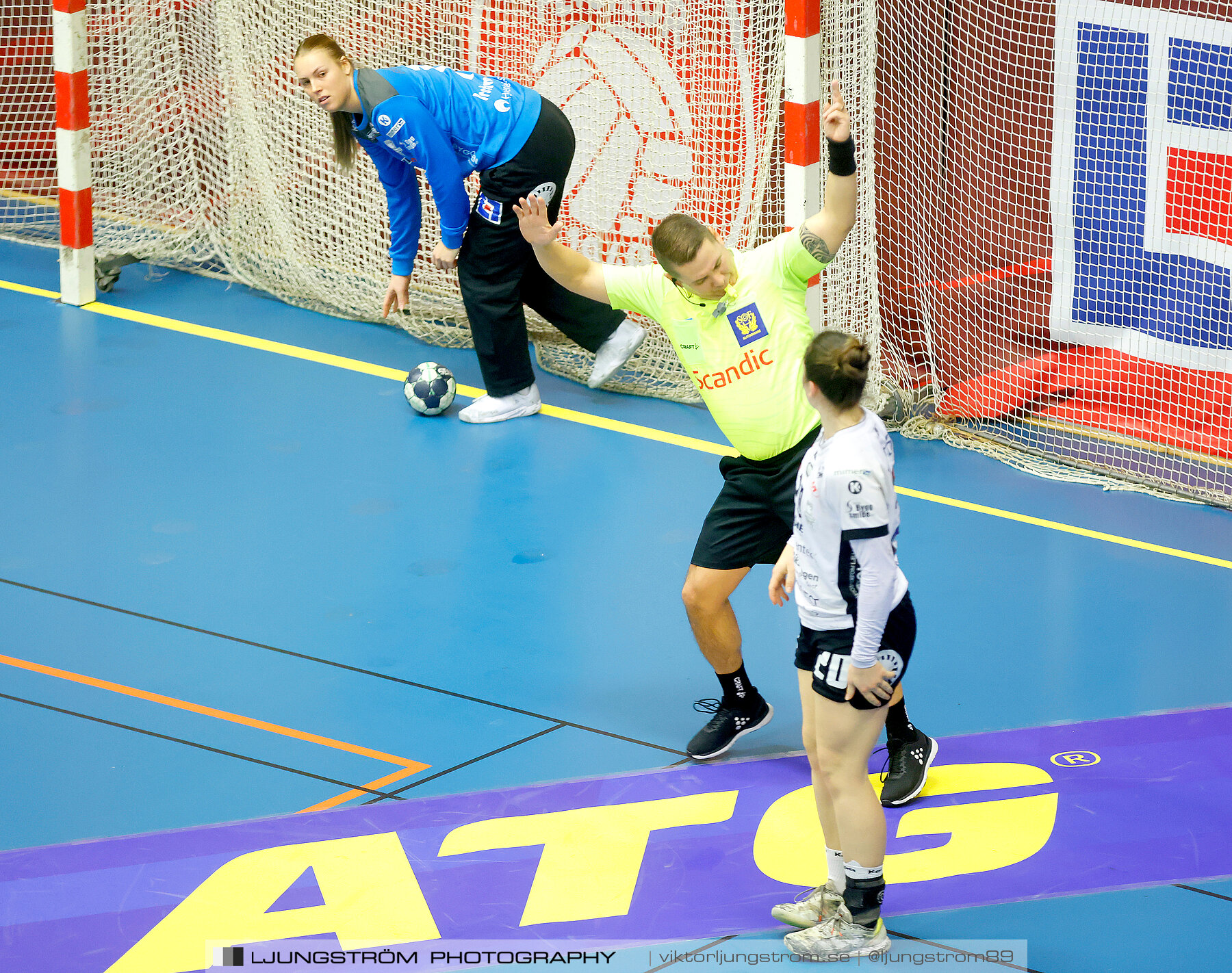 ATG Svenska Cupen Skövde HF-VästeråsIrsta HF 1/4 -final 2 32-29,dam,Skövde Idrottshall,Skövde,Sverige,Handboll,,2022,300375