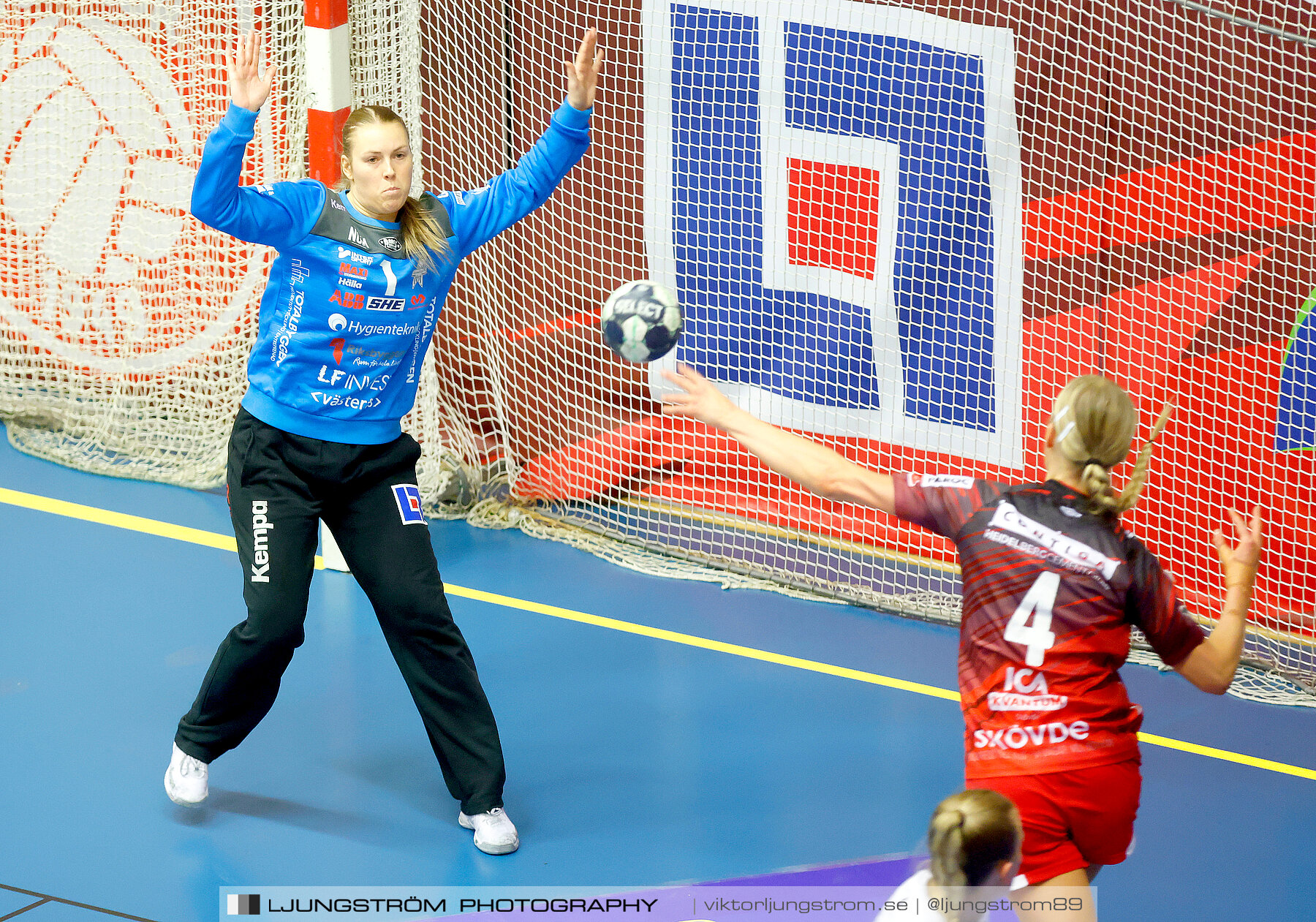 ATG Svenska Cupen Skövde HF-VästeråsIrsta HF 1/4 -final 2 32-29,dam,Skövde Idrottshall,Skövde,Sverige,Handboll,,2022,300389