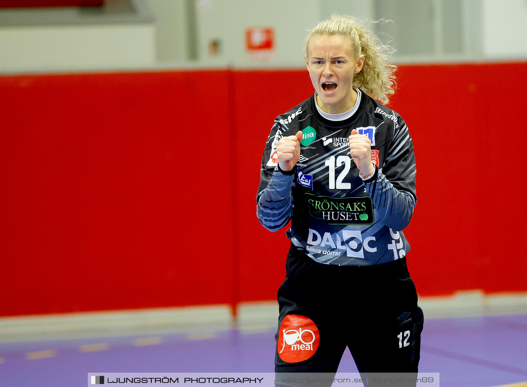 ATG Svenska Cupen Skövde HF-VästeråsIrsta HF 1/4 -final 2 32-29,dam,Skövde Idrottshall,Skövde,Sverige,Handboll,,2022,300403