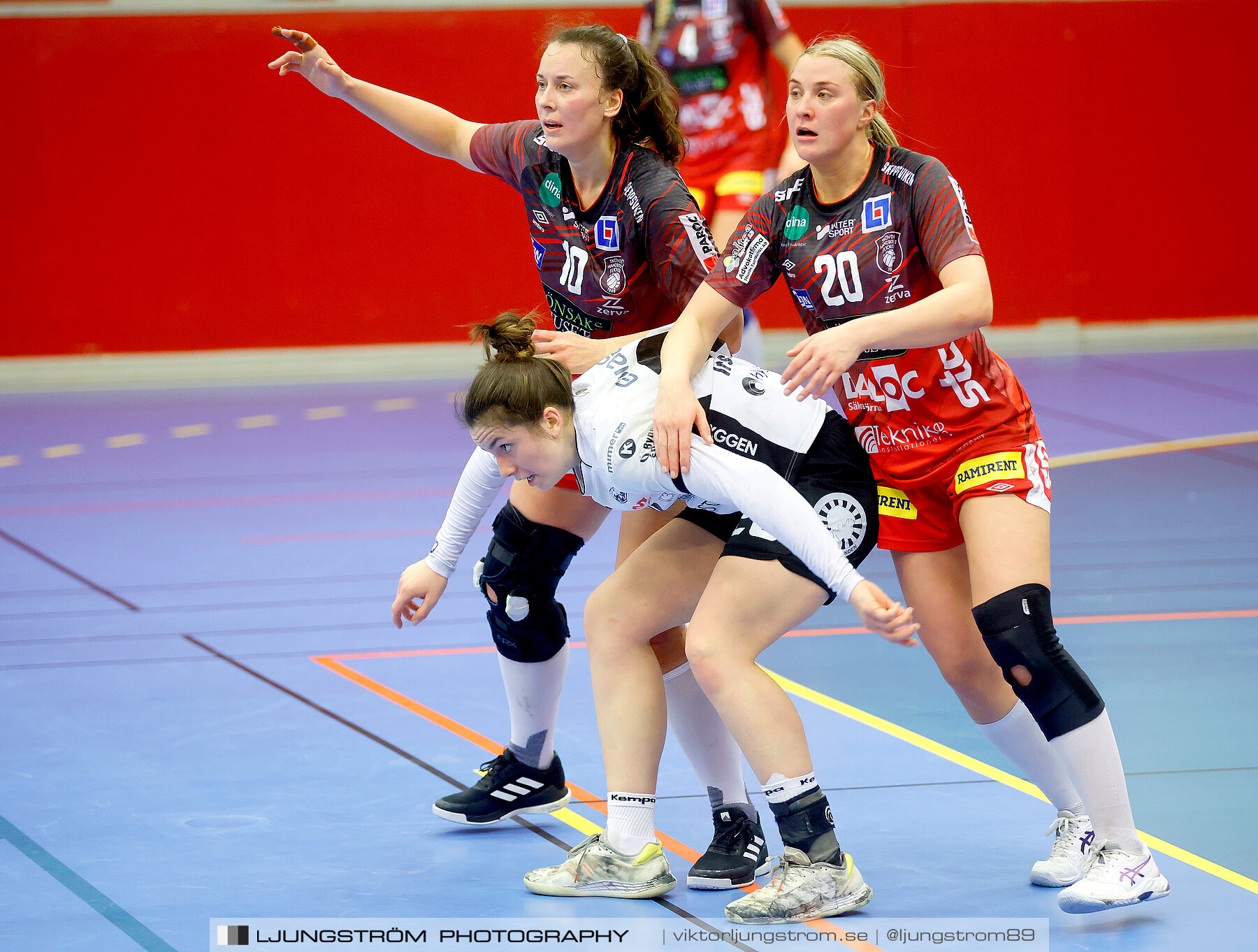 ATG Svenska Cupen Skövde HF-VästeråsIrsta HF 1/4 -final 2 32-29,dam,Skövde Idrottshall,Skövde,Sverige,Handboll,,2022,300415