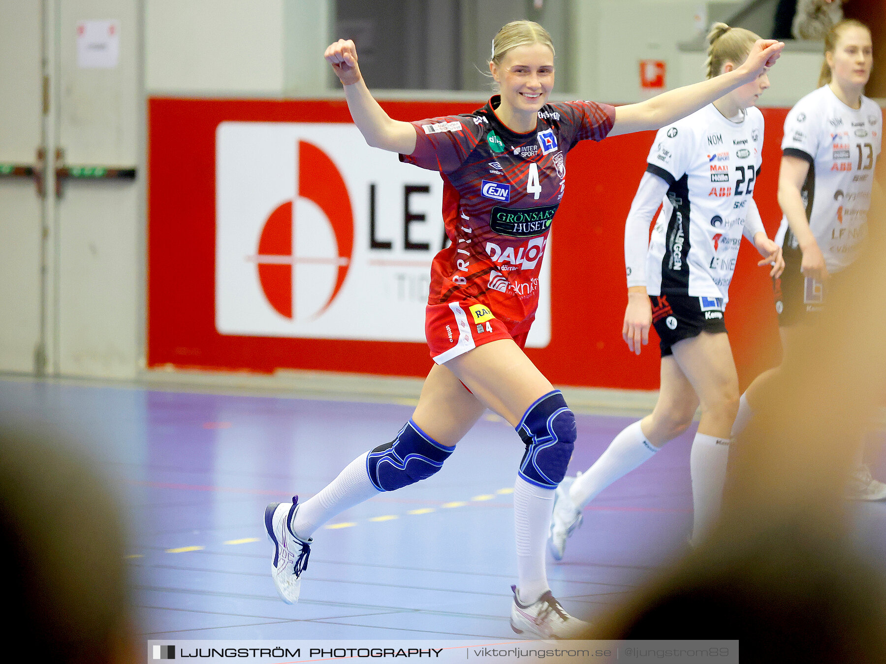 ATG Svenska Cupen Skövde HF-VästeråsIrsta HF 1/4 -final 2 32-29,dam,Skövde Idrottshall,Skövde,Sverige,Handboll,,2022,300420