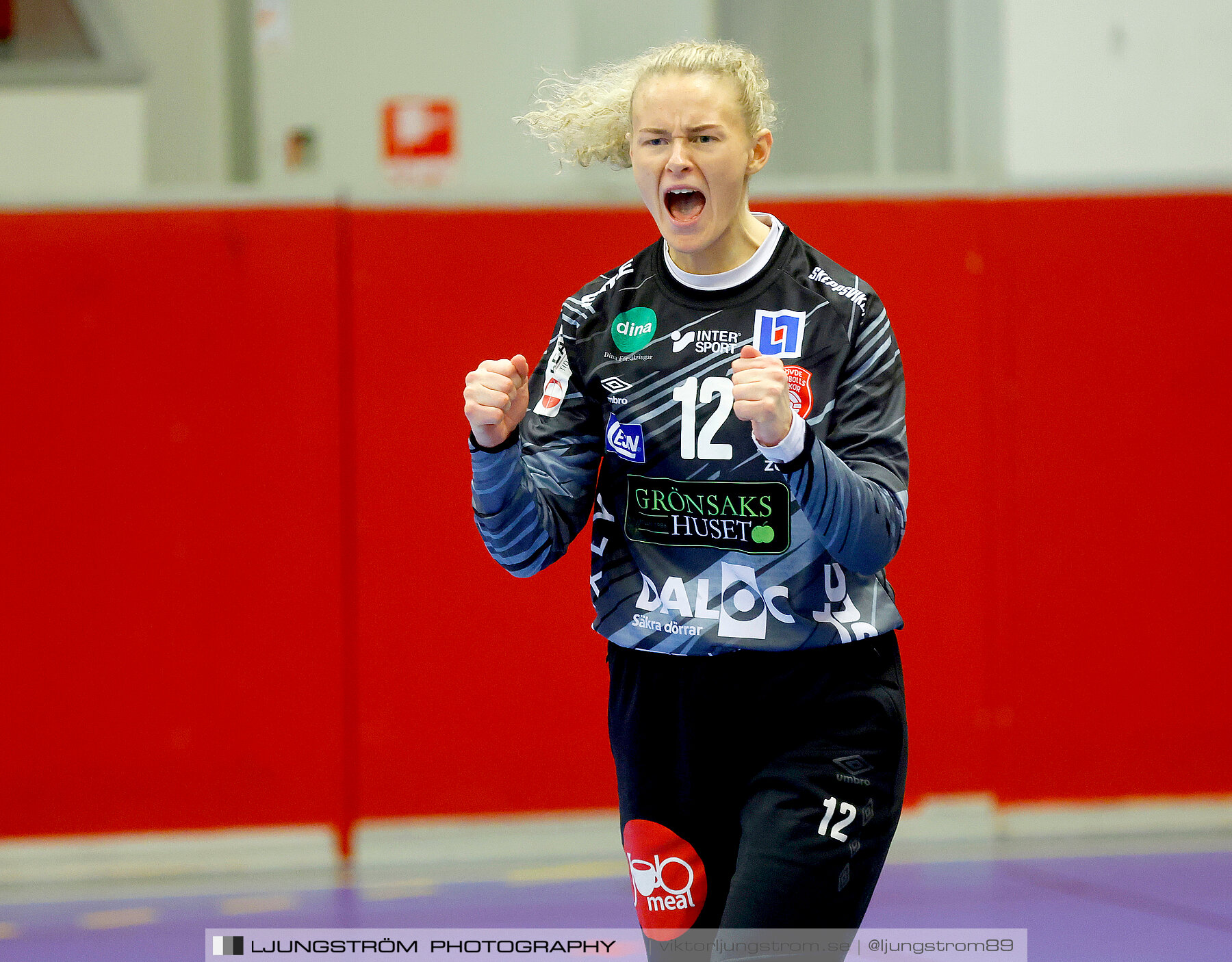 ATG Svenska Cupen Skövde HF-VästeråsIrsta HF 1/4 -final 2 32-29,dam,Skövde Idrottshall,Skövde,Sverige,Handboll,,2022,300424