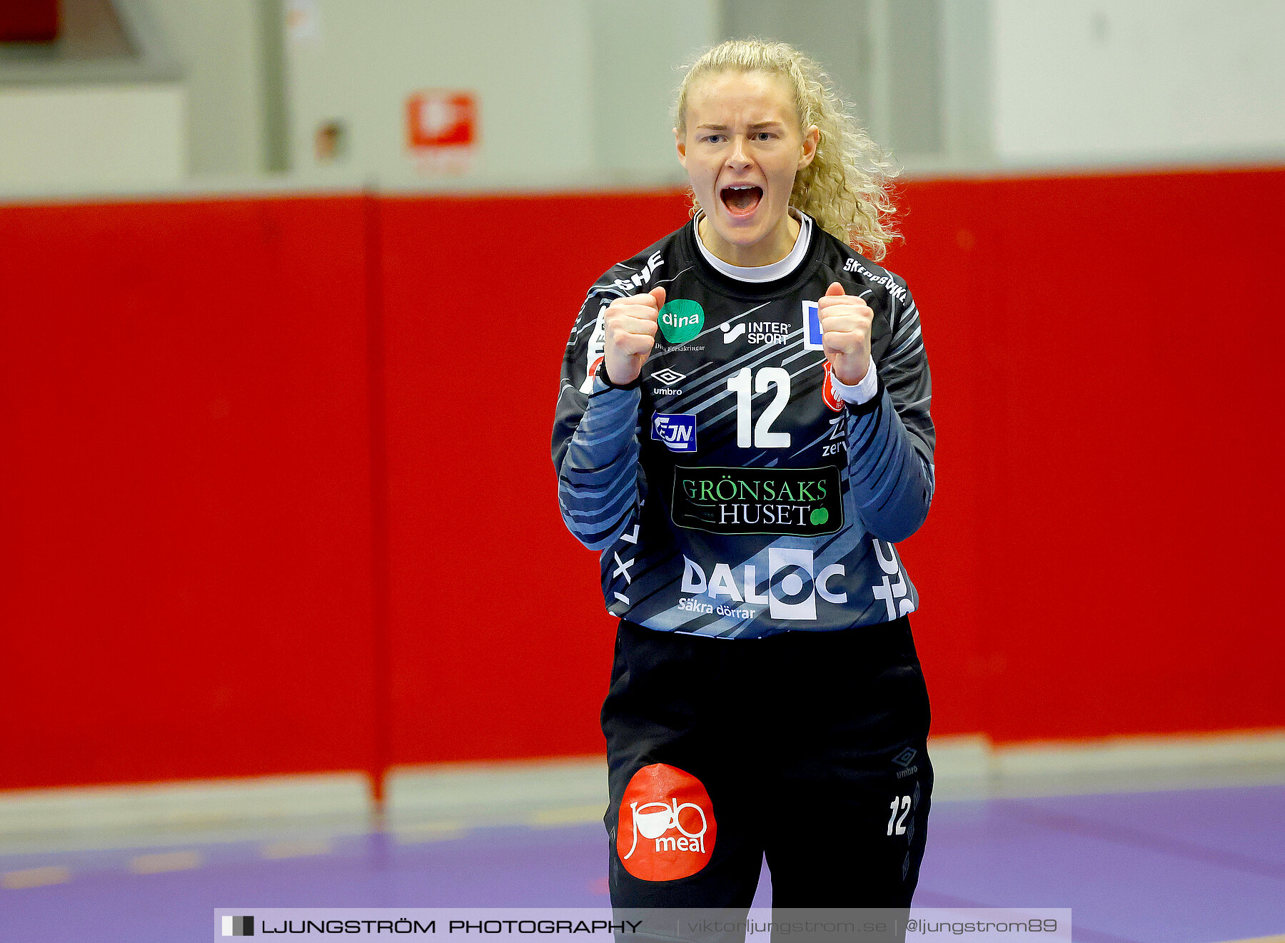 ATG Svenska Cupen Skövde HF-VästeråsIrsta HF 1/4 -final 2 32-29,dam,Skövde Idrottshall,Skövde,Sverige,Handboll,,2022,300425